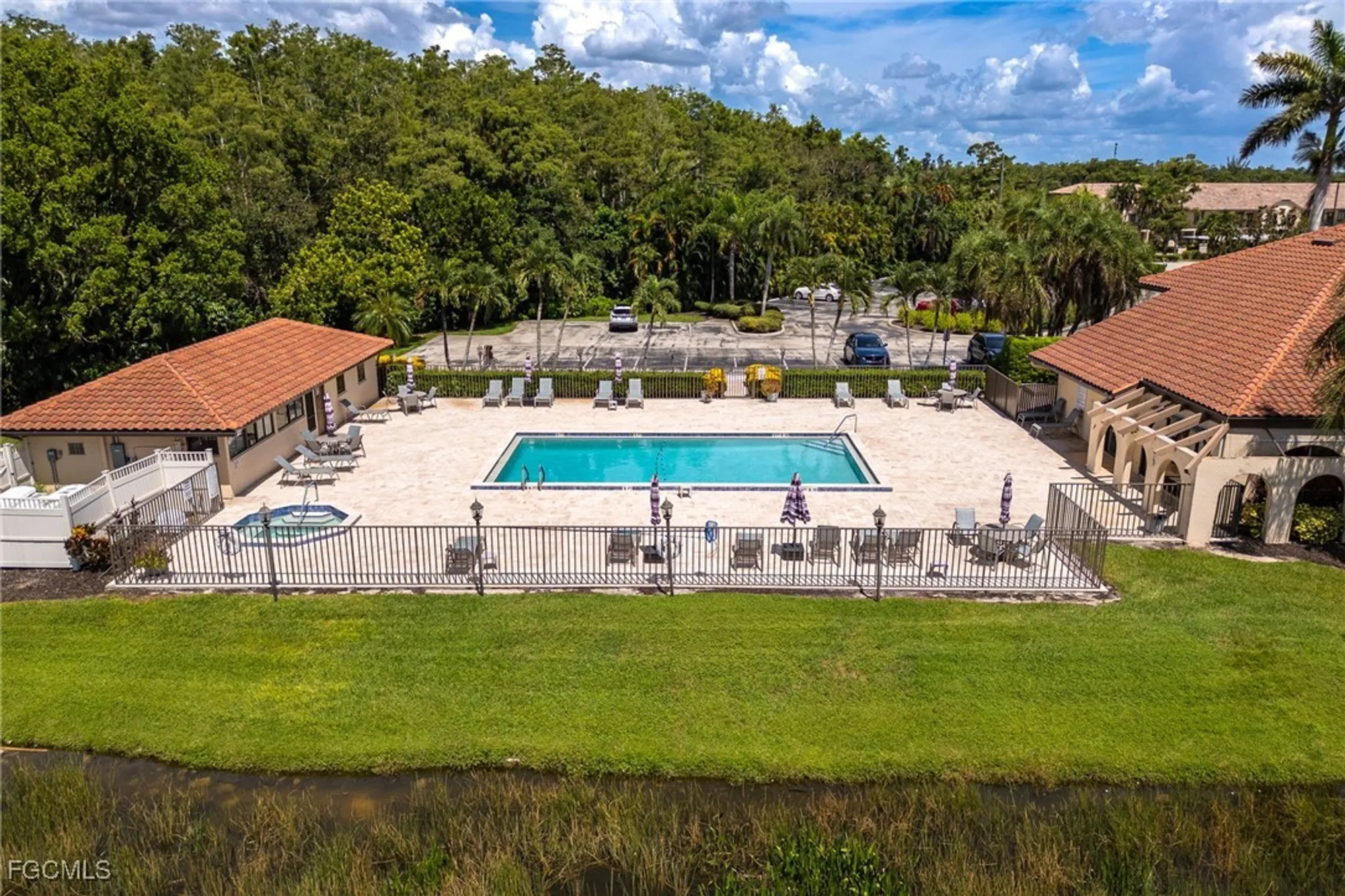 Property Slideshow image 3 of 50 | 13322 oak hill loop, Fort Myers, FL, 33912