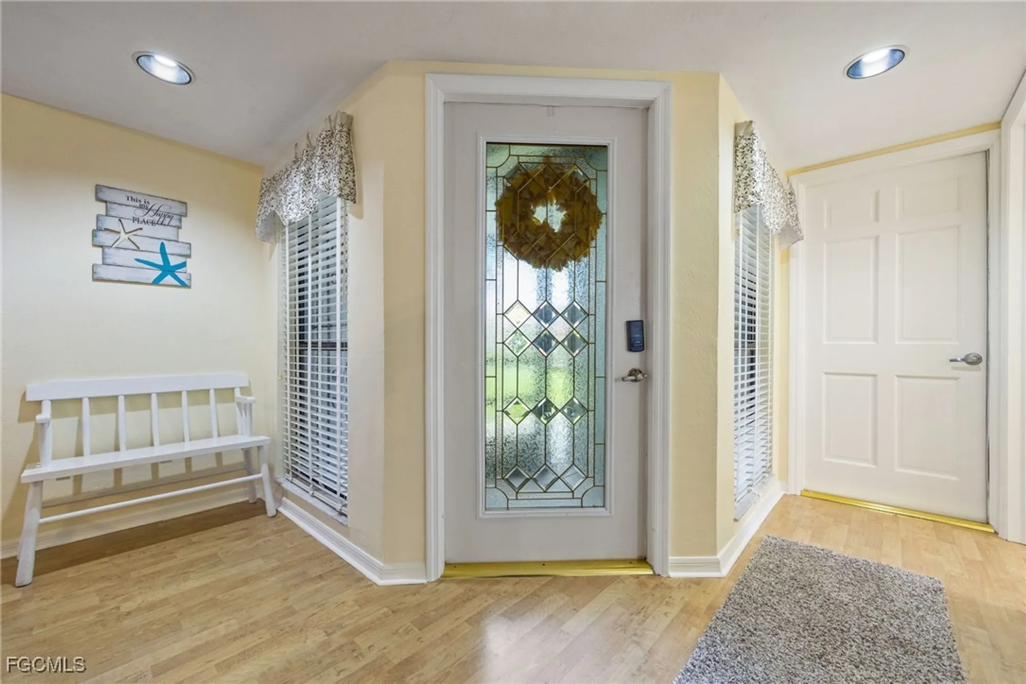 Property Slideshow image 7 of 50 | 13322 oak hill loop, Fort Myers, FL, 33912