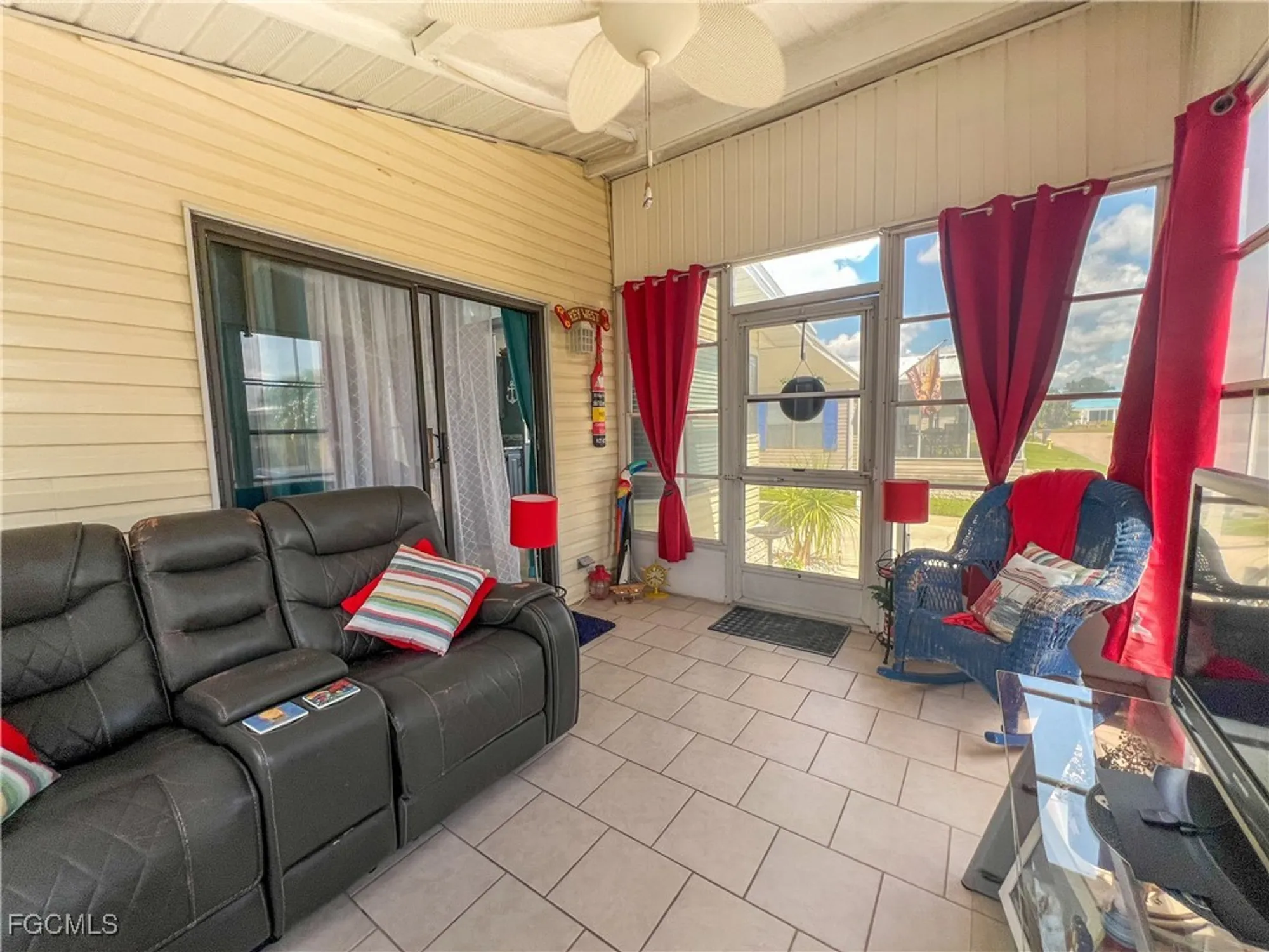 Property Slideshow image 27 of 40 | 14513 nathan hale ln, North Fort Myers, FL, 33917