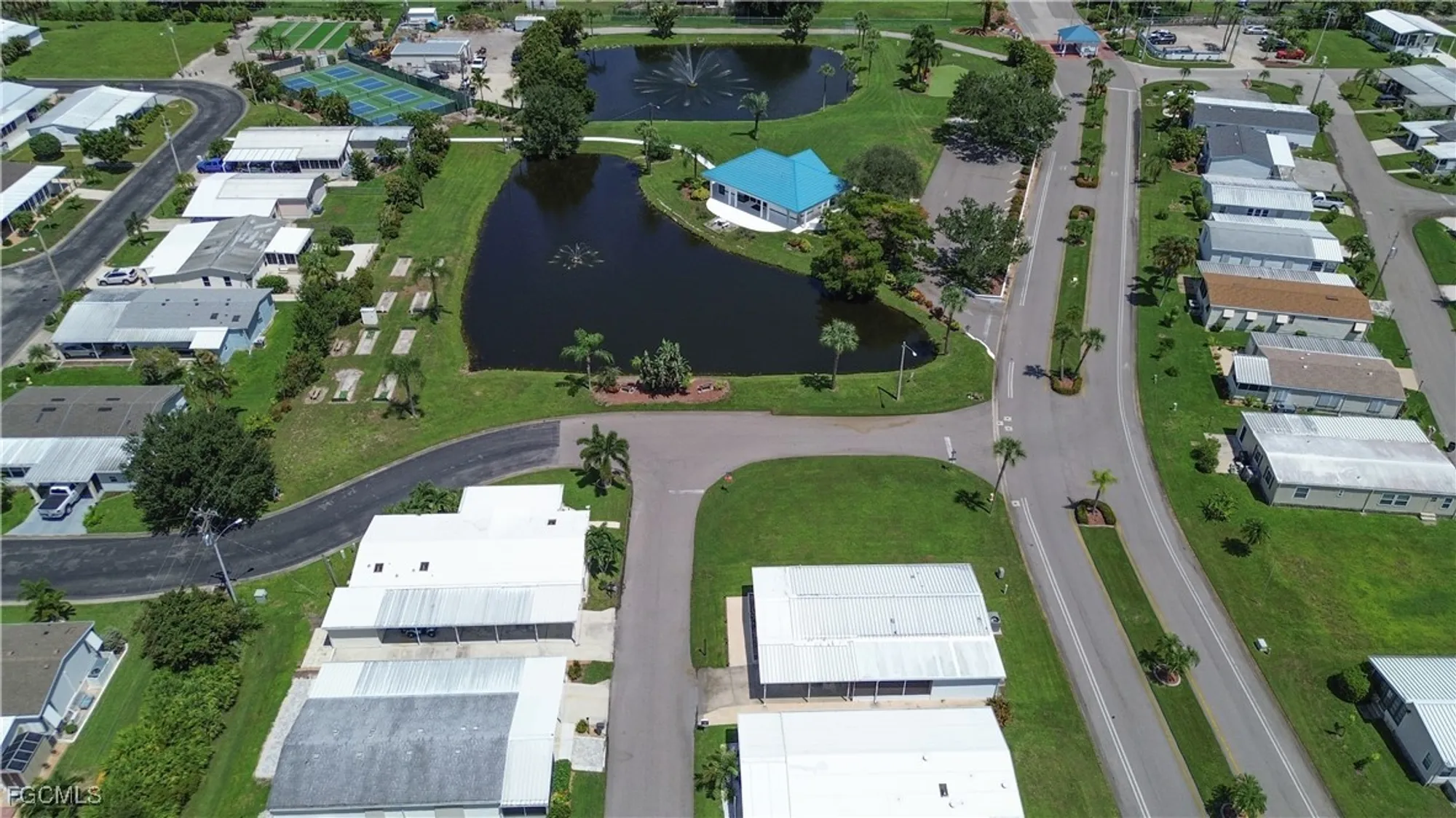 Property Slideshow image 37 of 40 | 14513 nathan hale ln, North Fort Myers, FL, 33917