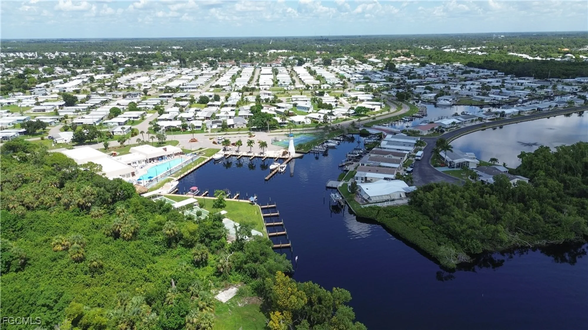 Property Slideshow image 30 of 40 | 14513 nathan hale ln, North Fort Myers, FL, 33917