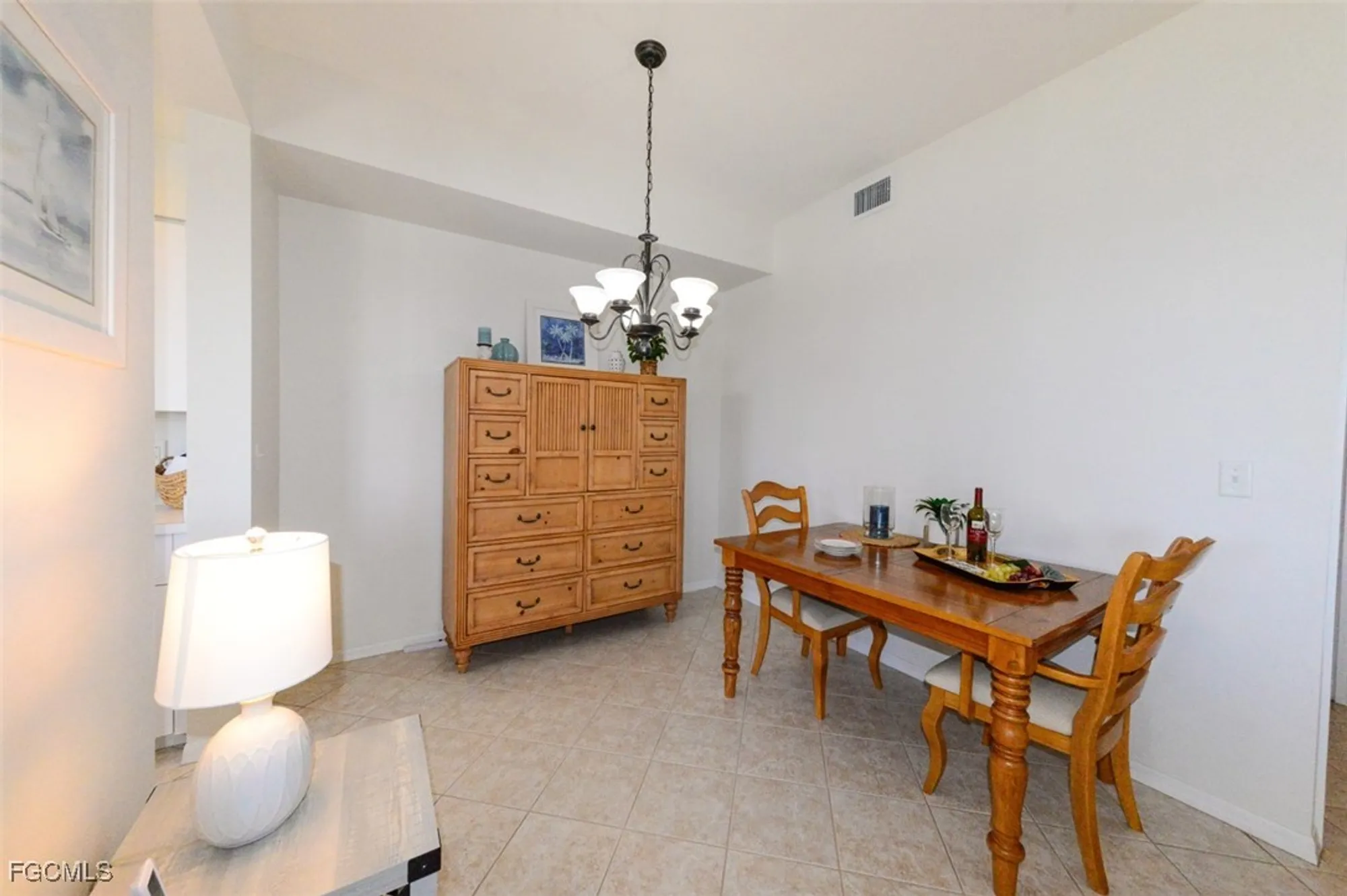 Property Slideshow image 16 of 36 | 8076 queen palm ln apt 432, Fort Myers, FL, 33966