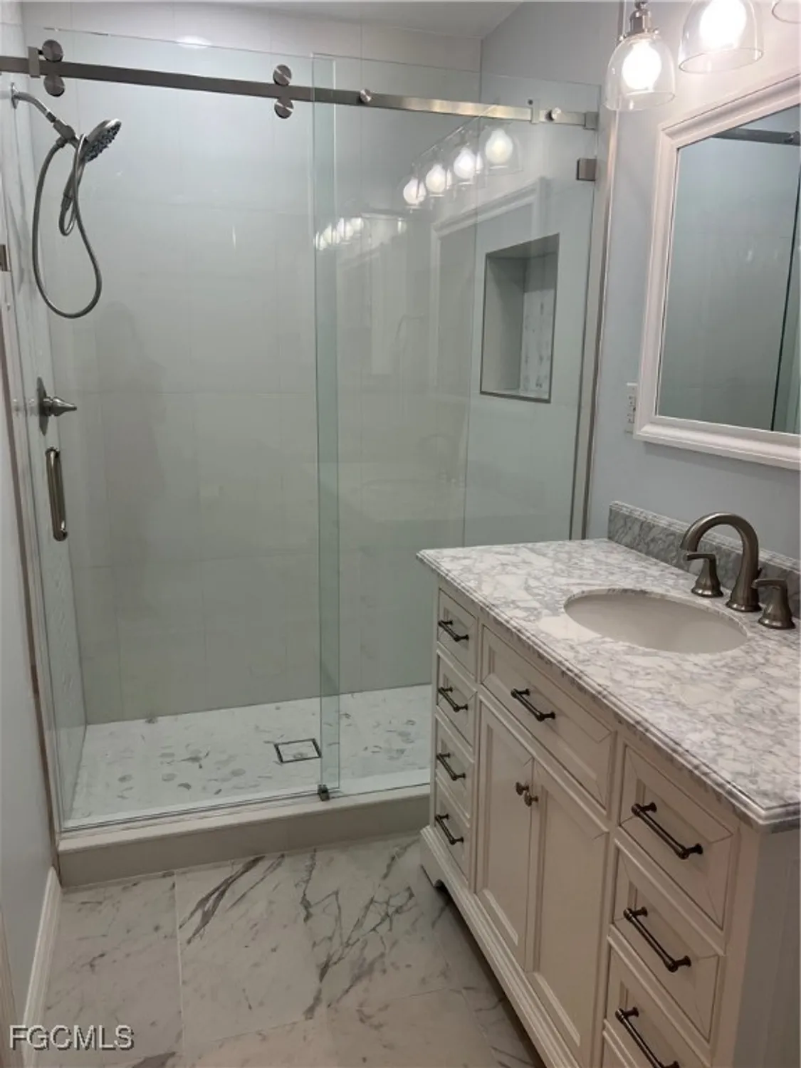 Property Slideshow image 21 of 36 | 8076 queen palm ln apt 432, Fort Myers, FL, 33966