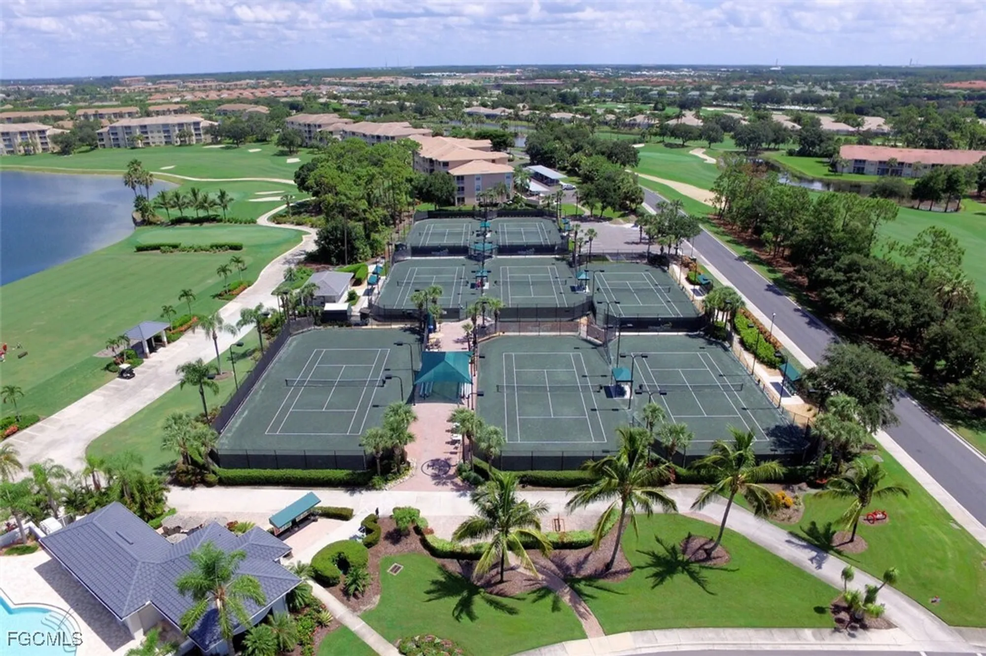 Property Slideshow image 32 of 36 | 8076 queen palm ln apt 432, Fort Myers, FL, 33966