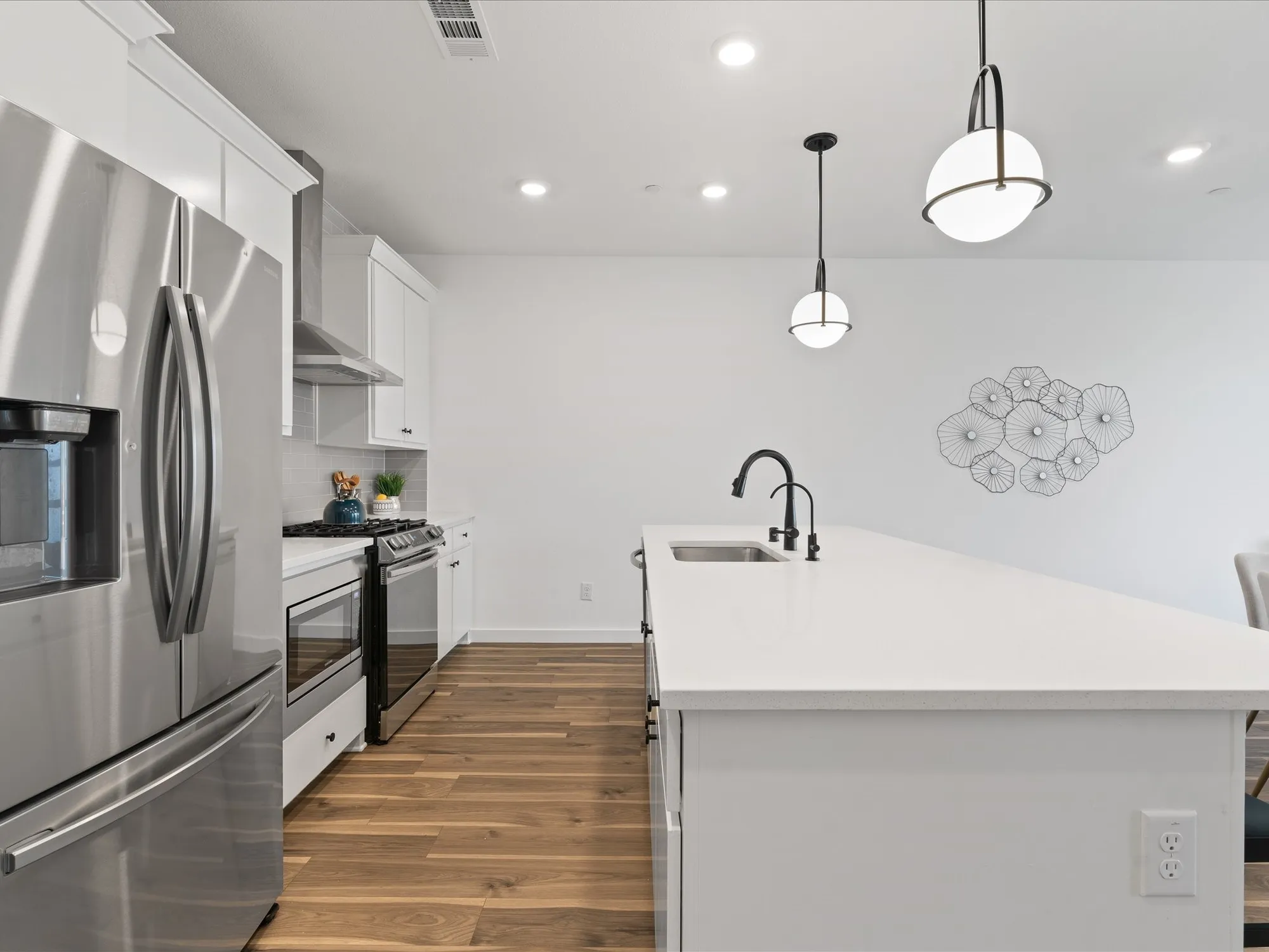 Property Slideshow image 14 of 34 | 871 cavitt ct, Prosper, TX, 75078