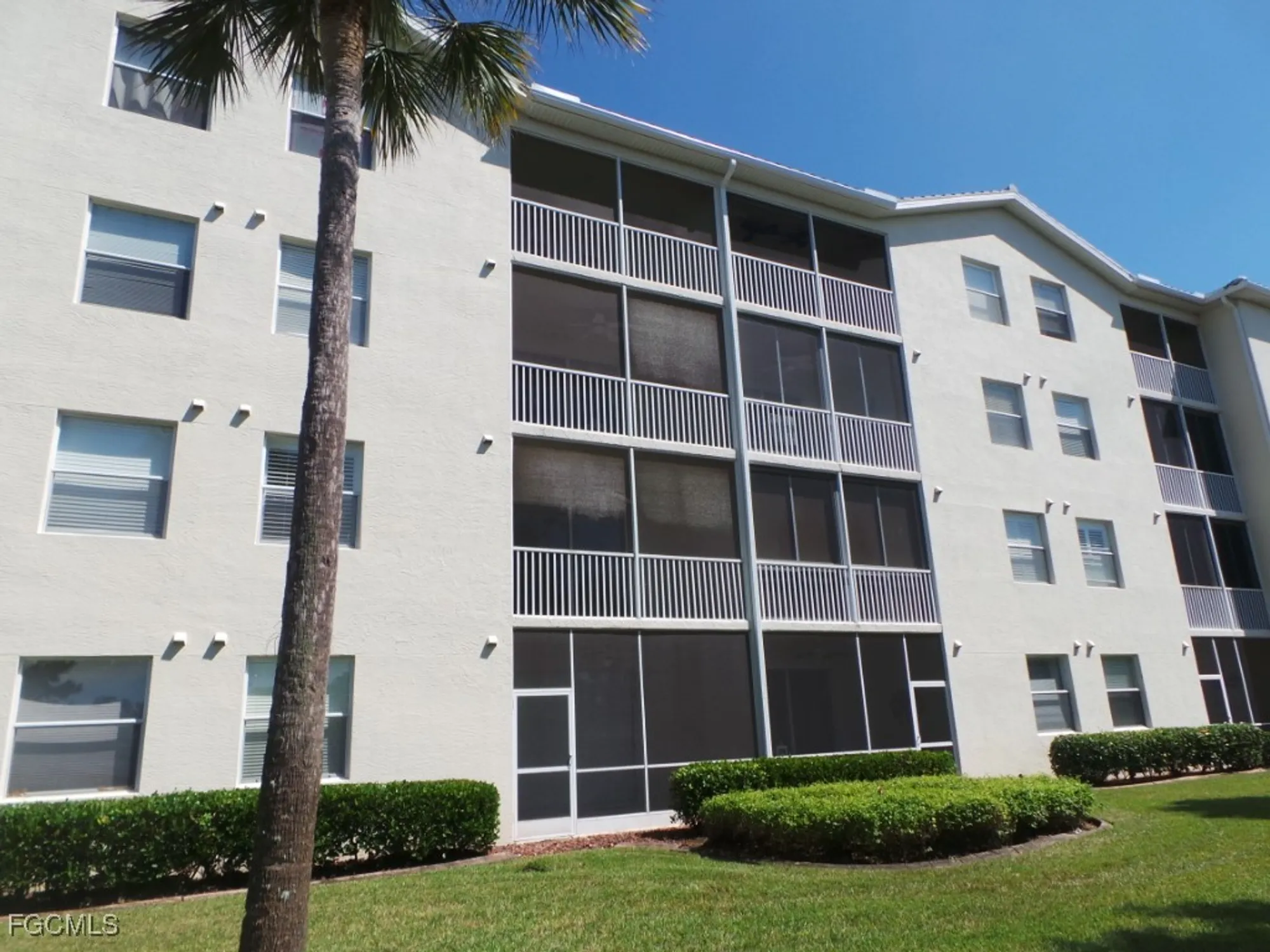 Property Slideshow image 9 of 38 | 14310 bristol bay pl 205, Fort Myers, FL, 33912