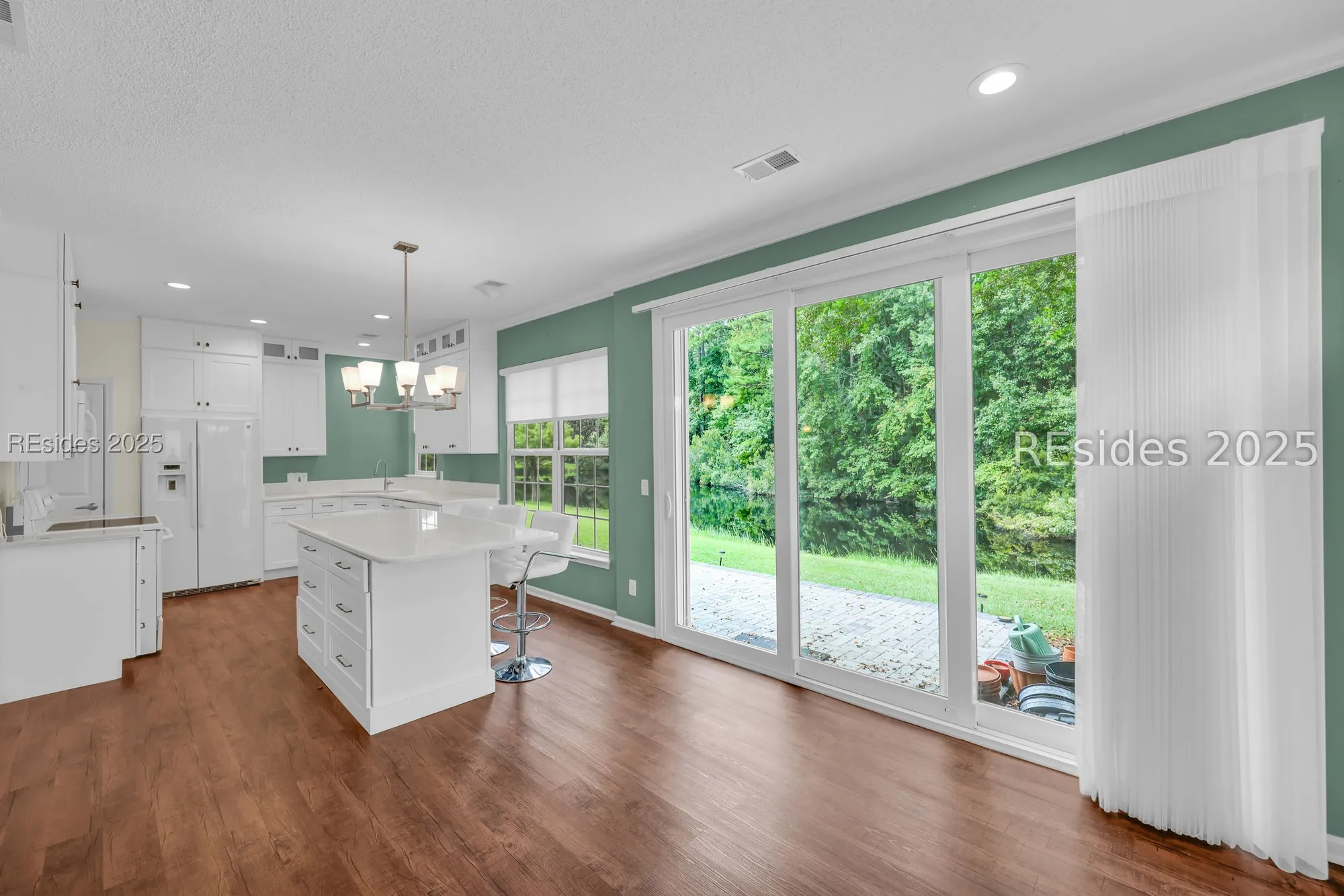 Property Slideshow image 10 of 25 | 195 landing ln, Bluffton, SC, 29909