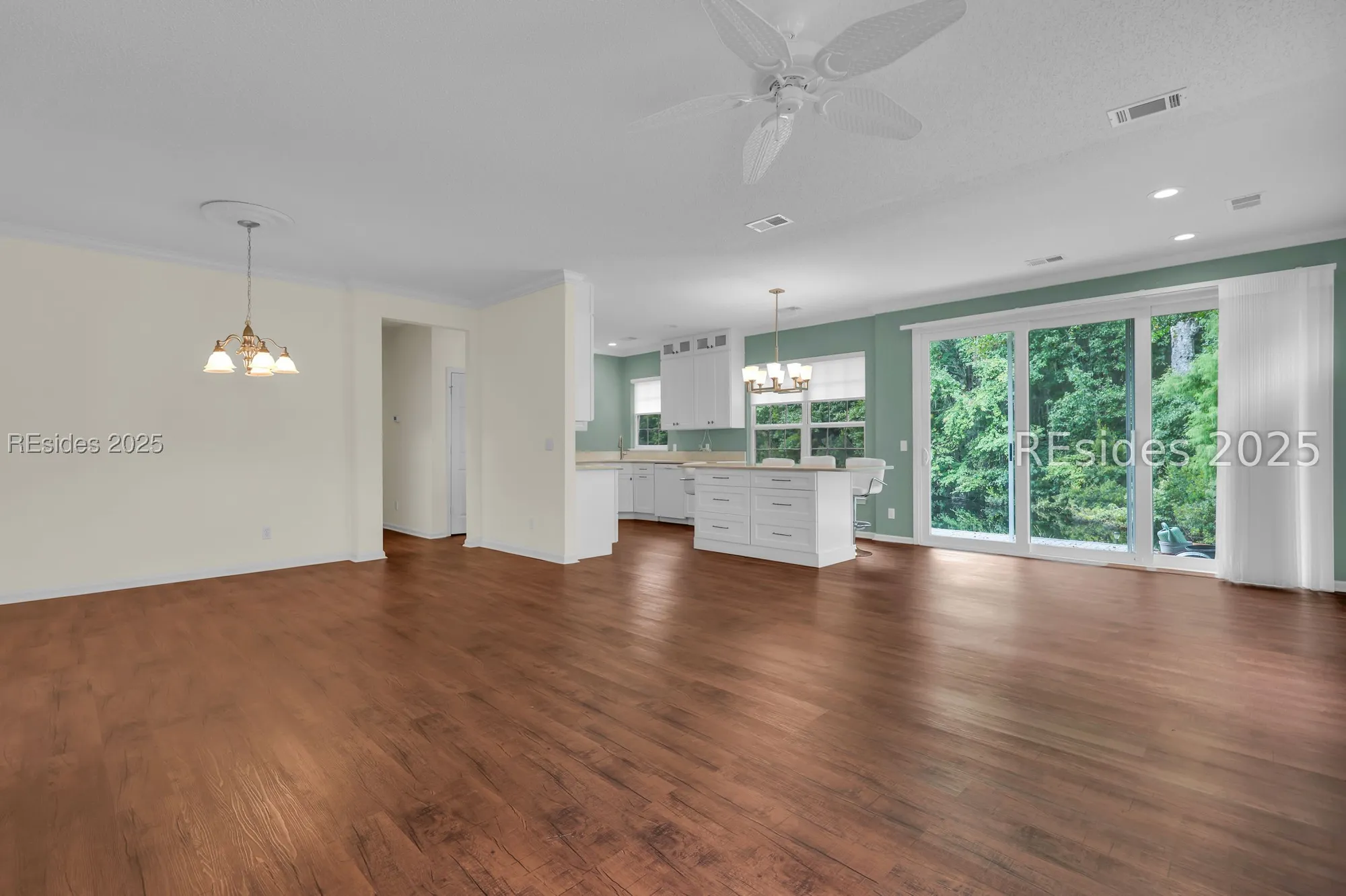 Property Slideshow image 8 of 25 | 195 landing ln, Bluffton, SC, 29909