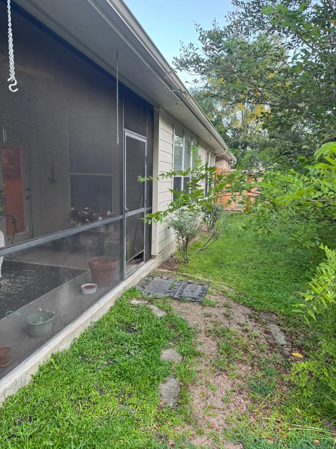 Property Slideshow image 24 of 30 | 51 n country gate cir, Conroe, TX, 77384