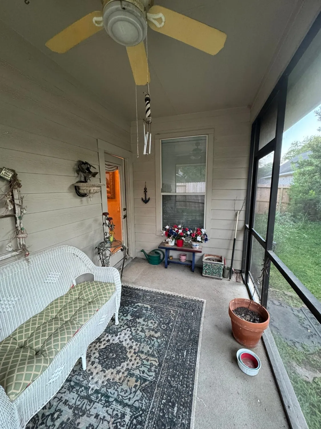 Property Slideshow image 22 of 30 | 51 n country gate cir, Conroe, TX, 77384