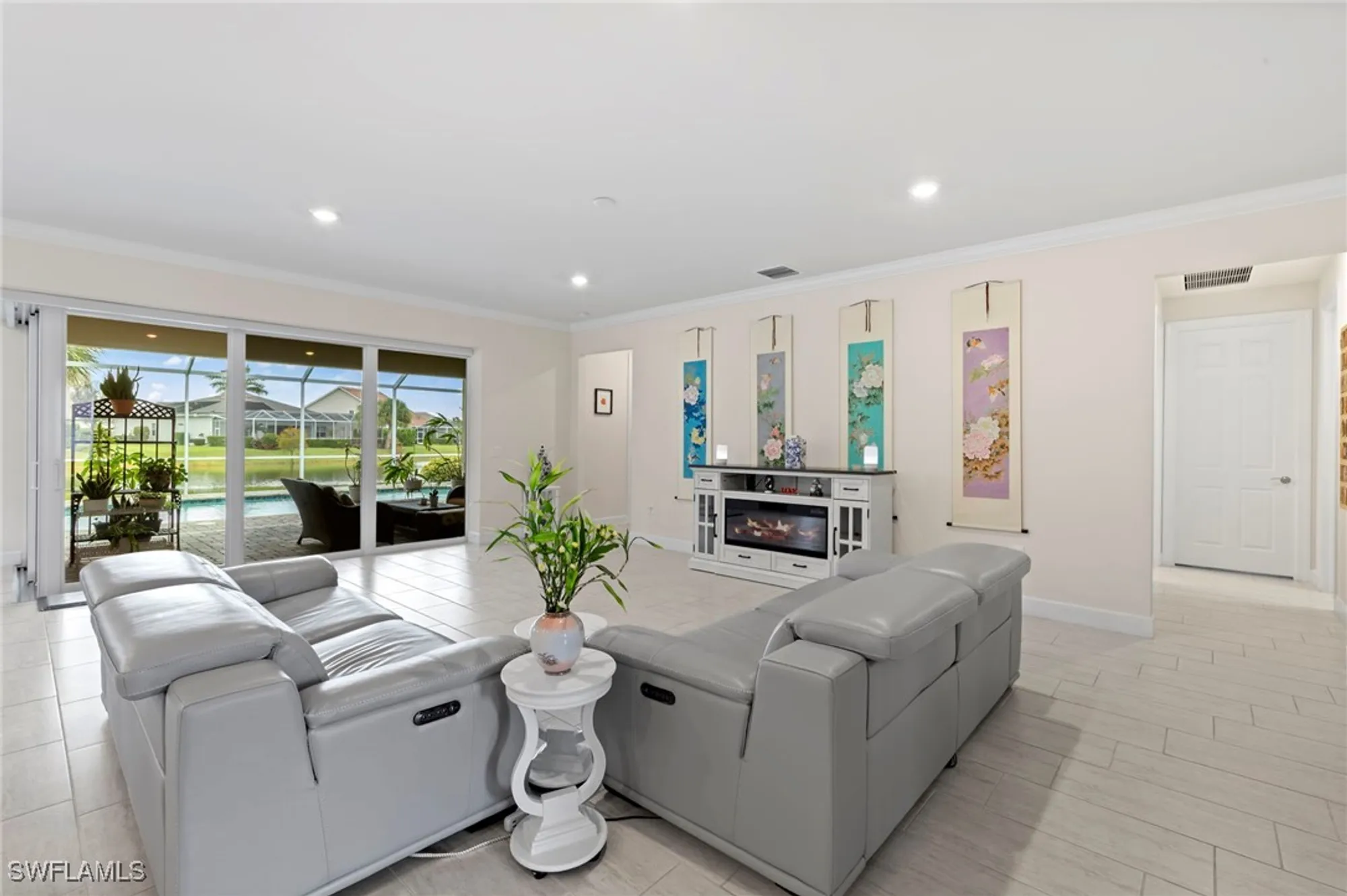 Property Slideshow image 20 of 48 | 10530 jackson square dr, Estero, FL, 33928