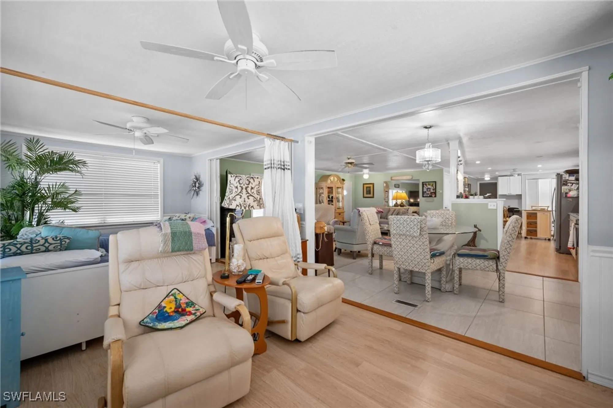 Property Slideshow image 23 of 45 | 10 cannes dr, Naples, FL, 34112