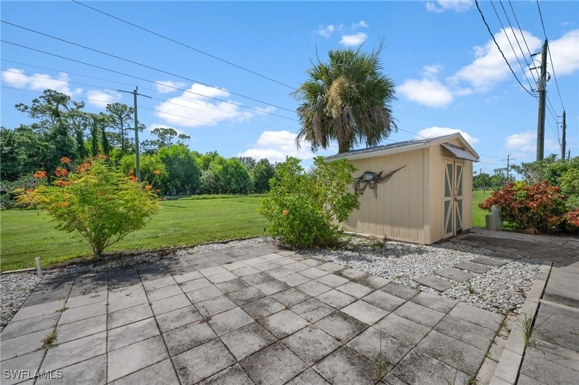 Property Slideshow image 34 of 45 | 10 cannes dr, Naples, FL, 34112