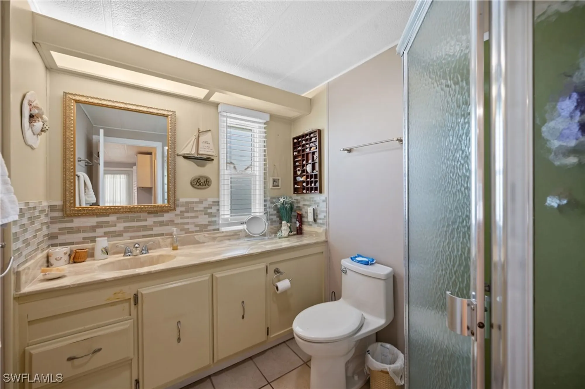 Property Slideshow image 31 of 45 | 10 cannes dr, Naples, FL, 34112