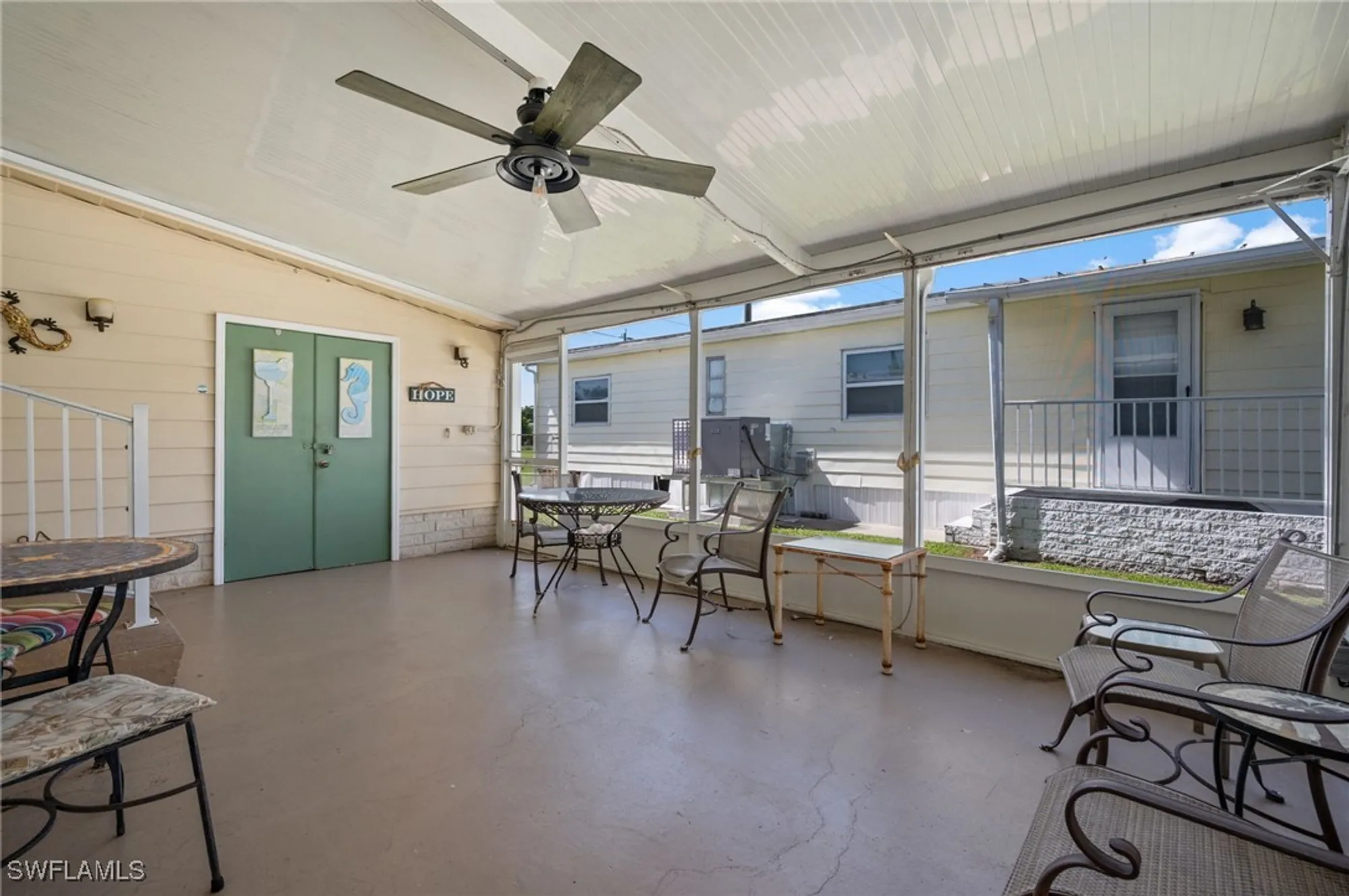 Property Slideshow image 32 of 45 | 10 cannes dr, Naples, FL, 34112