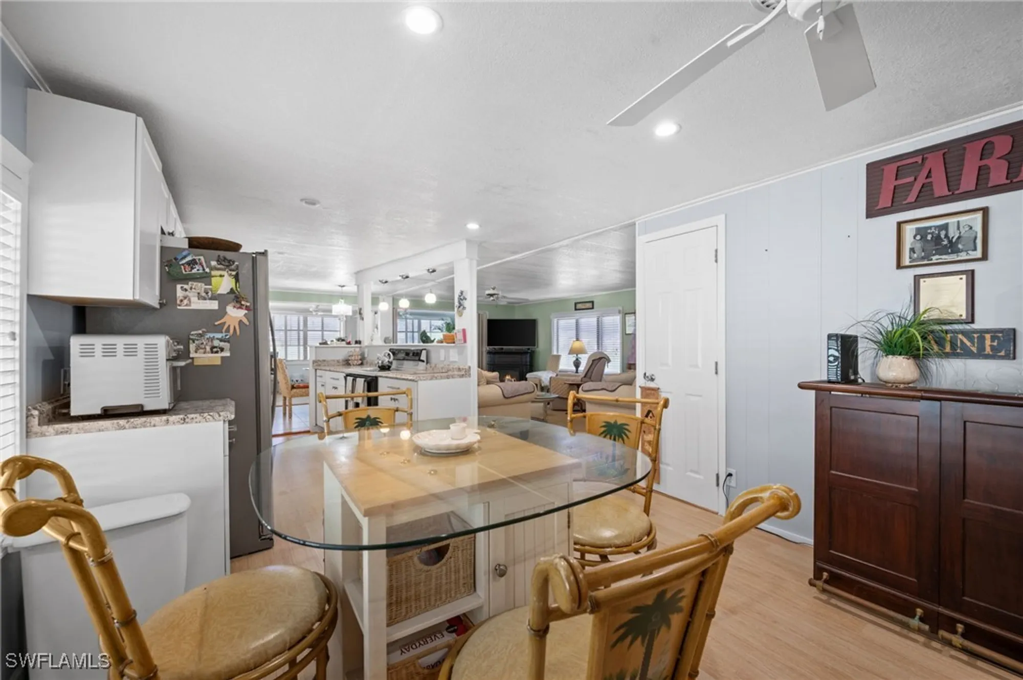 Property Slideshow image 7 of 45 | 10 cannes dr, Naples, FL, 34112