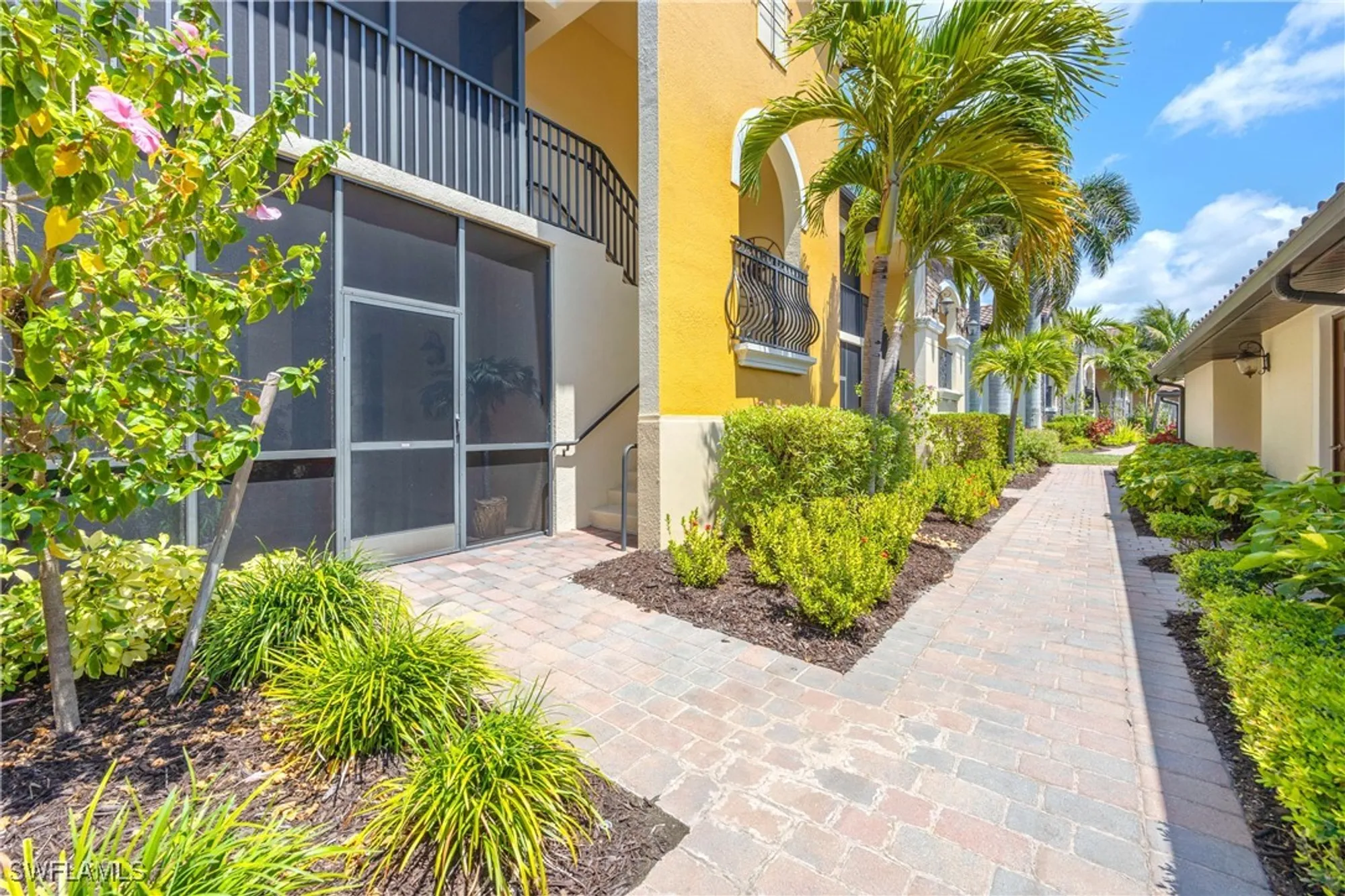 Property Slideshow image 26 of 41 | 9517 avellino way 2215, Naples, FL, 34113