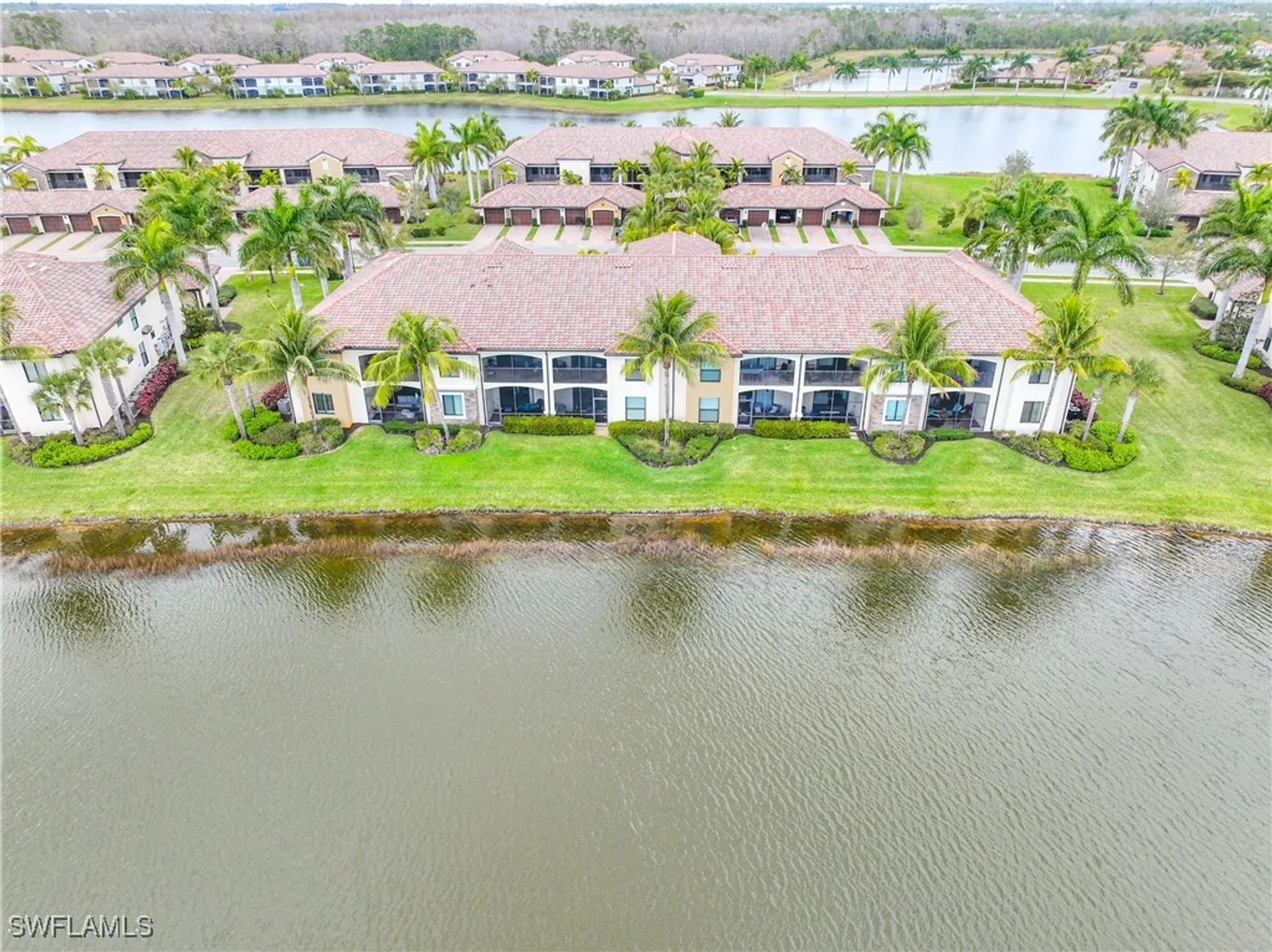 Property Slideshow image 32 of 41 | 9517 avellino way 2215, Naples, FL, 34113