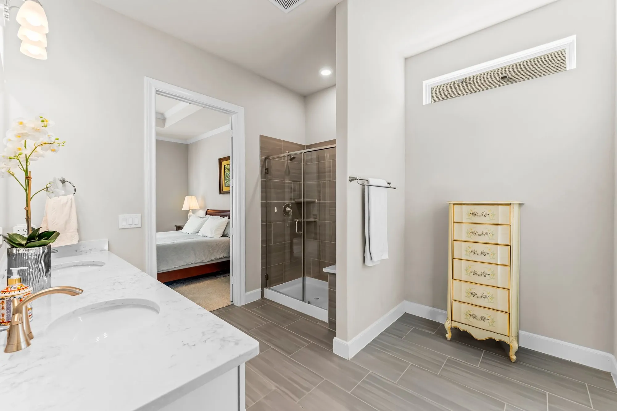 Property Slideshow image 28 of 42 | 225 fox trotter, The Woodlands, TX, 77382