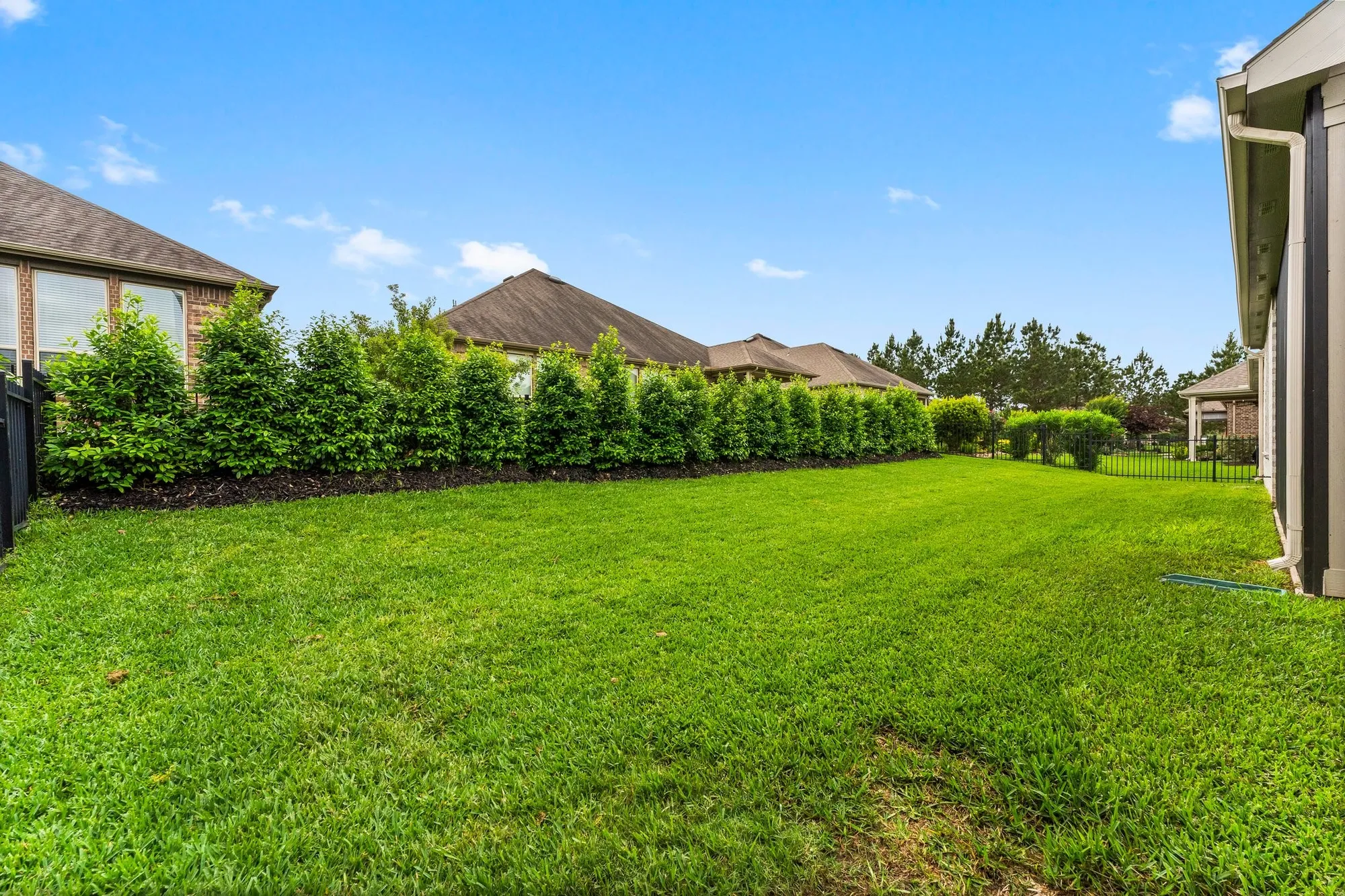 Property Slideshow image 36 of 42 | 225 fox trotter, The Woodlands, TX, 77382