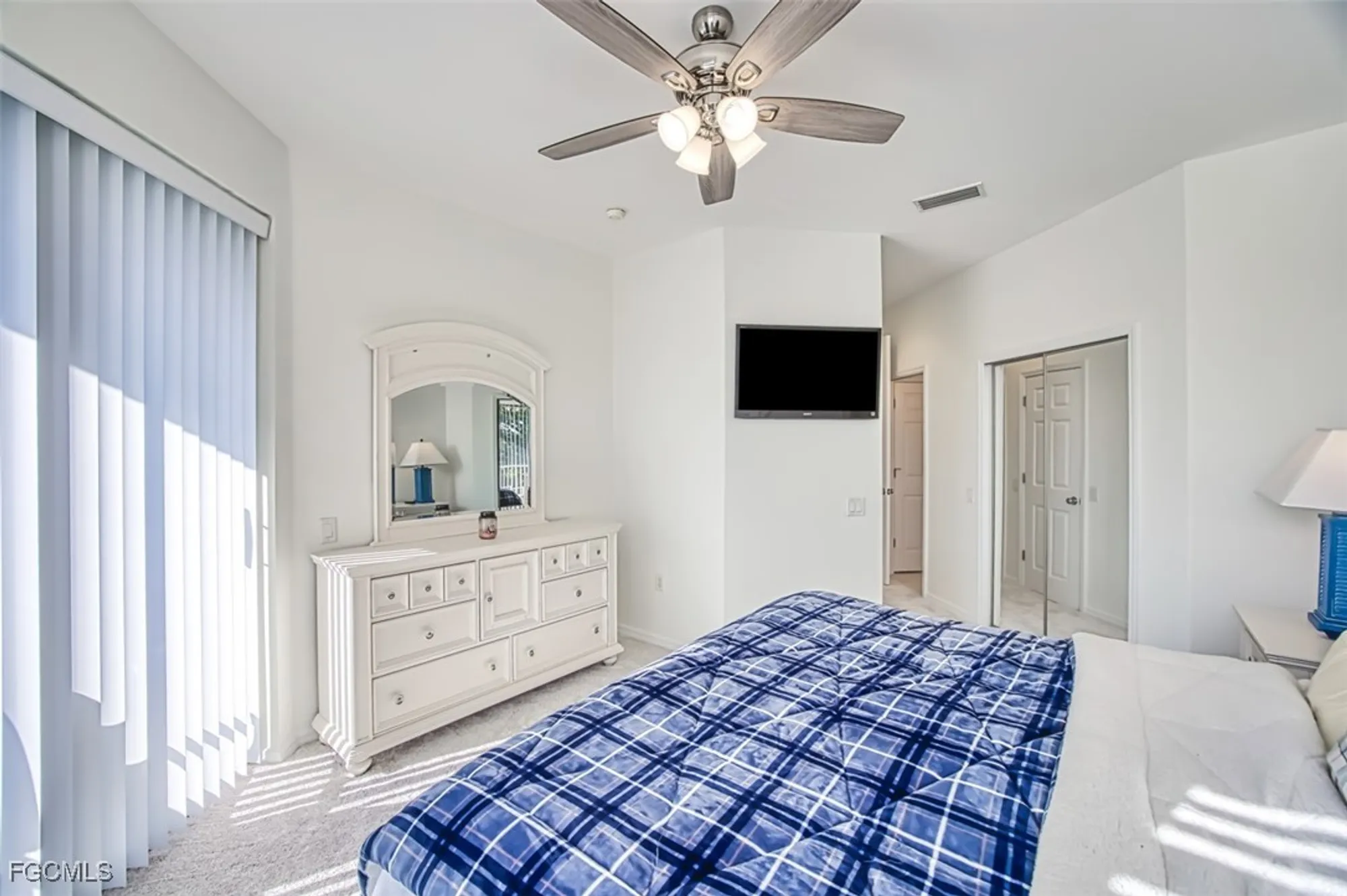 Property Slideshow image 23 of 49 | 10021 sky view way 1305, Fort Myers, FL, 33913