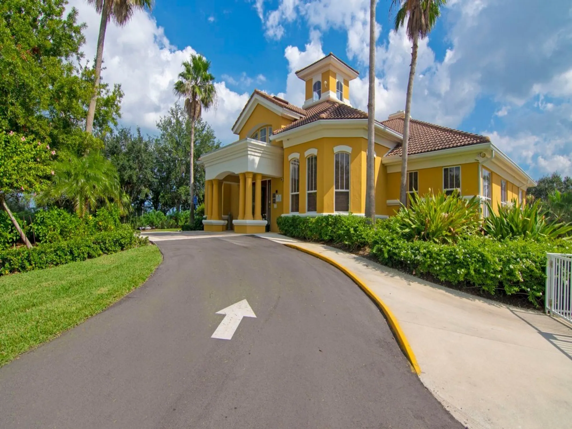 Property Slideshow image 26 of 32 | 5020 fairways cir apt j206, Vero Beach, FL, 32967