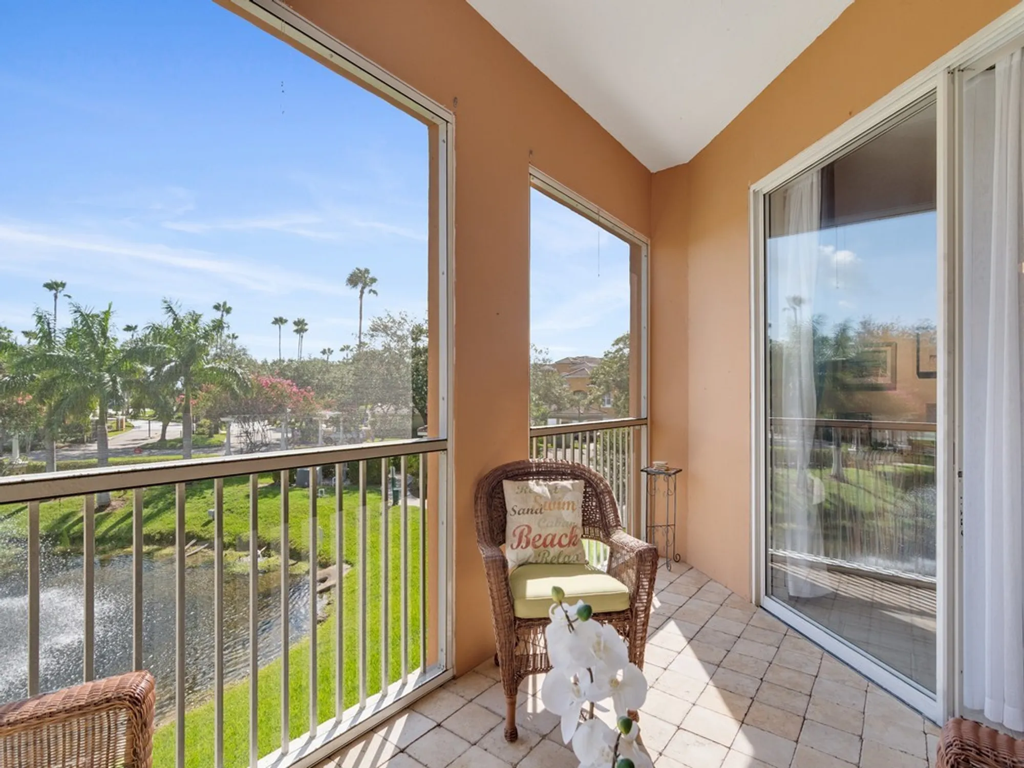 Property Slideshow image 22 of 32 | 5020 fairways cir apt j206, Vero Beach, FL, 32967