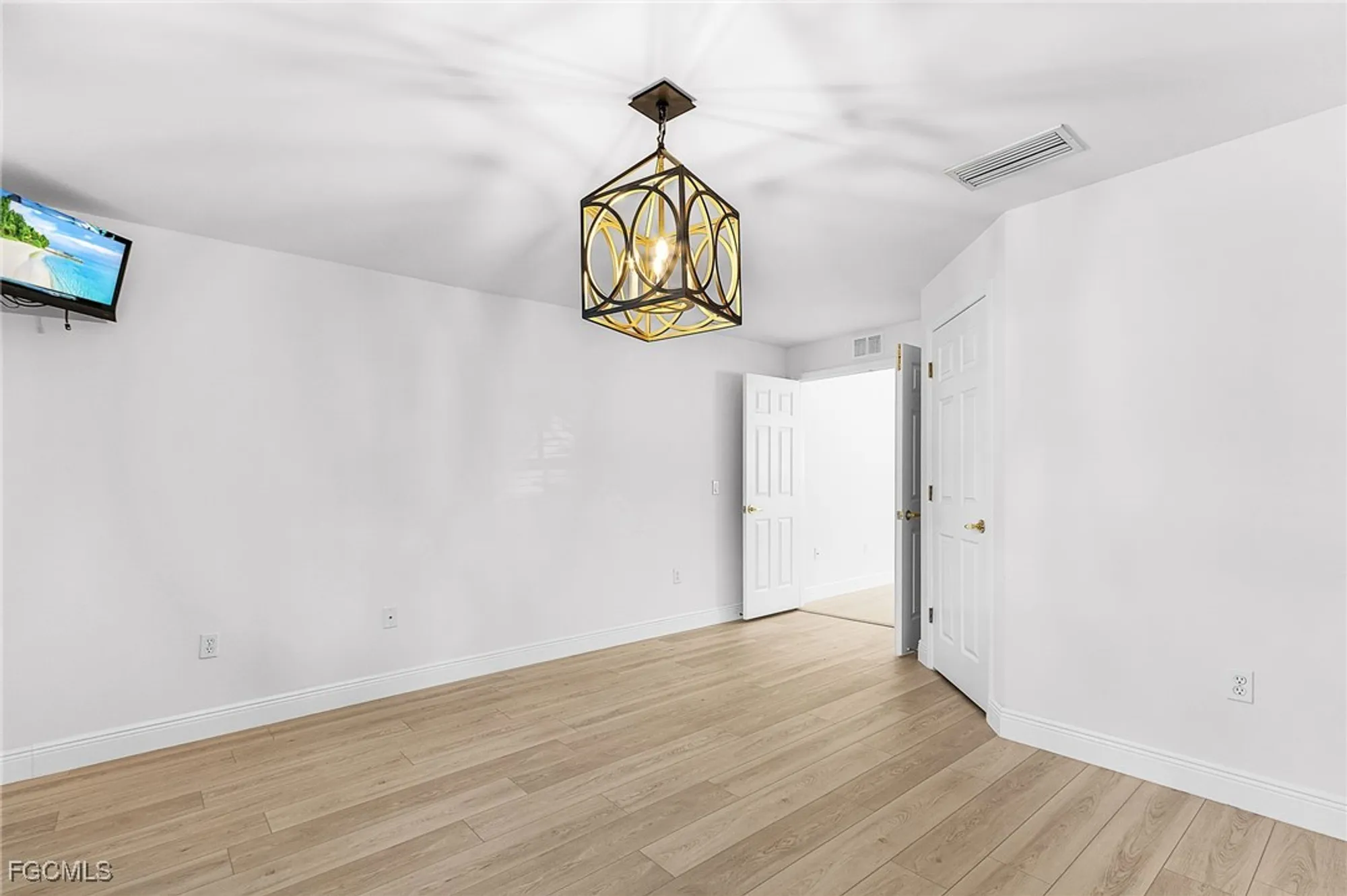 Property Slideshow image 14 of 47 | 9544 hemingway ln, Fort Myers, FL, 33913