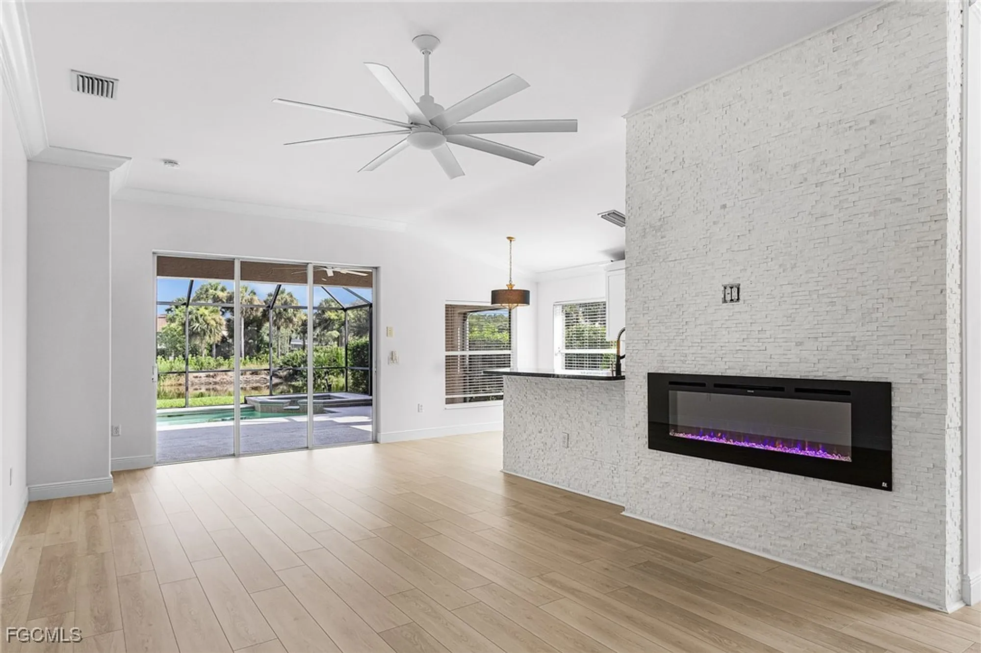 Property Slideshow image 6 of 47 | 9544 hemingway ln, Fort Myers, FL, 33913