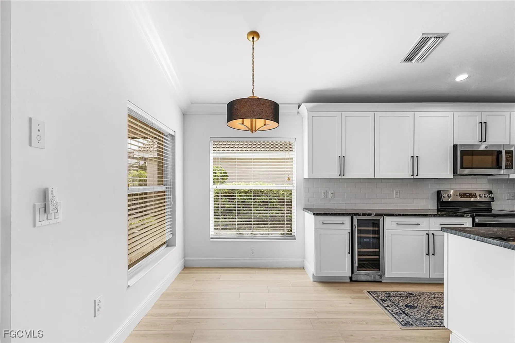 Property Slideshow image 9 of 47 | 9544 hemingway ln, Fort Myers, FL, 33913