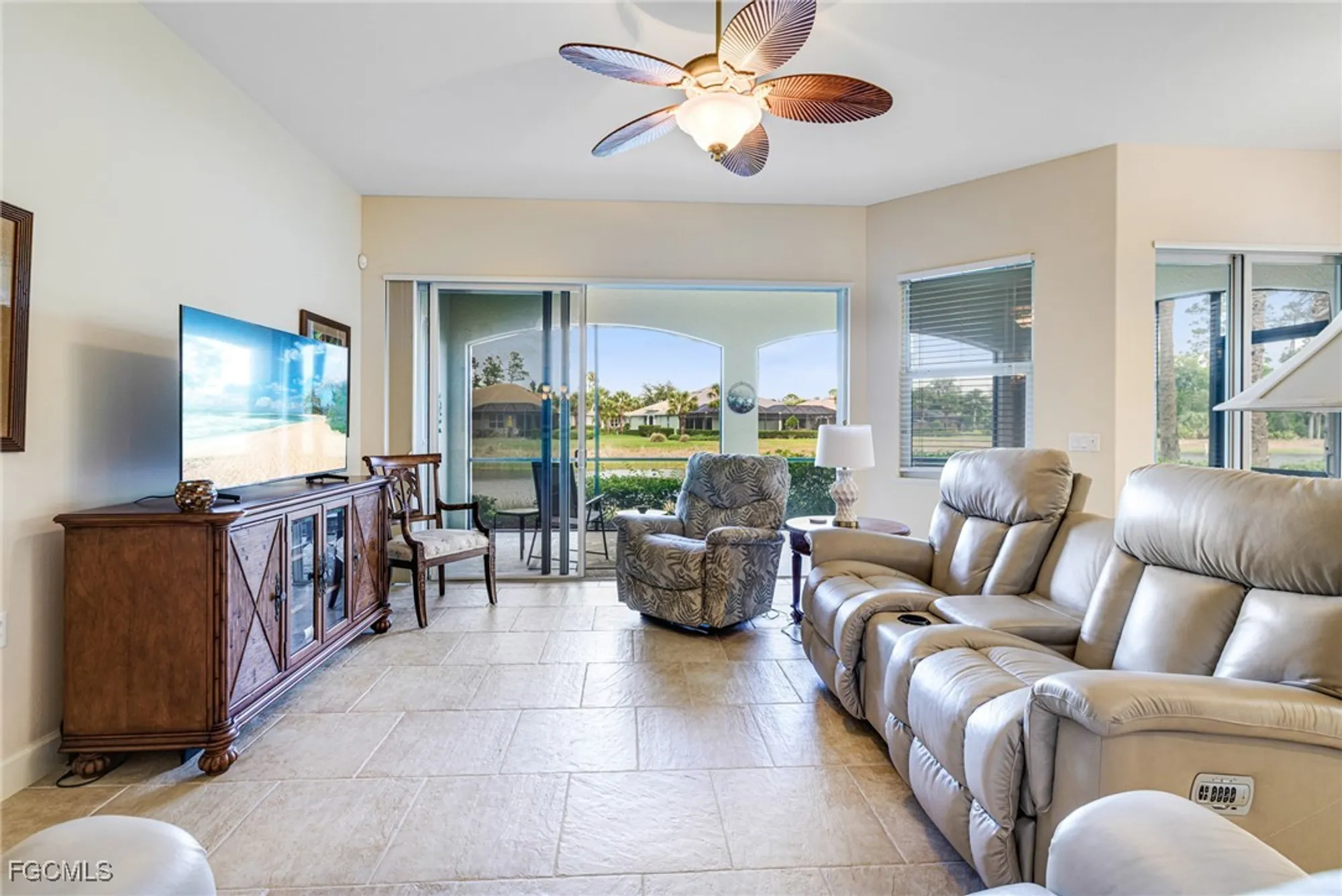 Property Slideshow image 12 of 50 | 10644 pelican preserve blvd apt 102, Fort Myers, FL, 33913