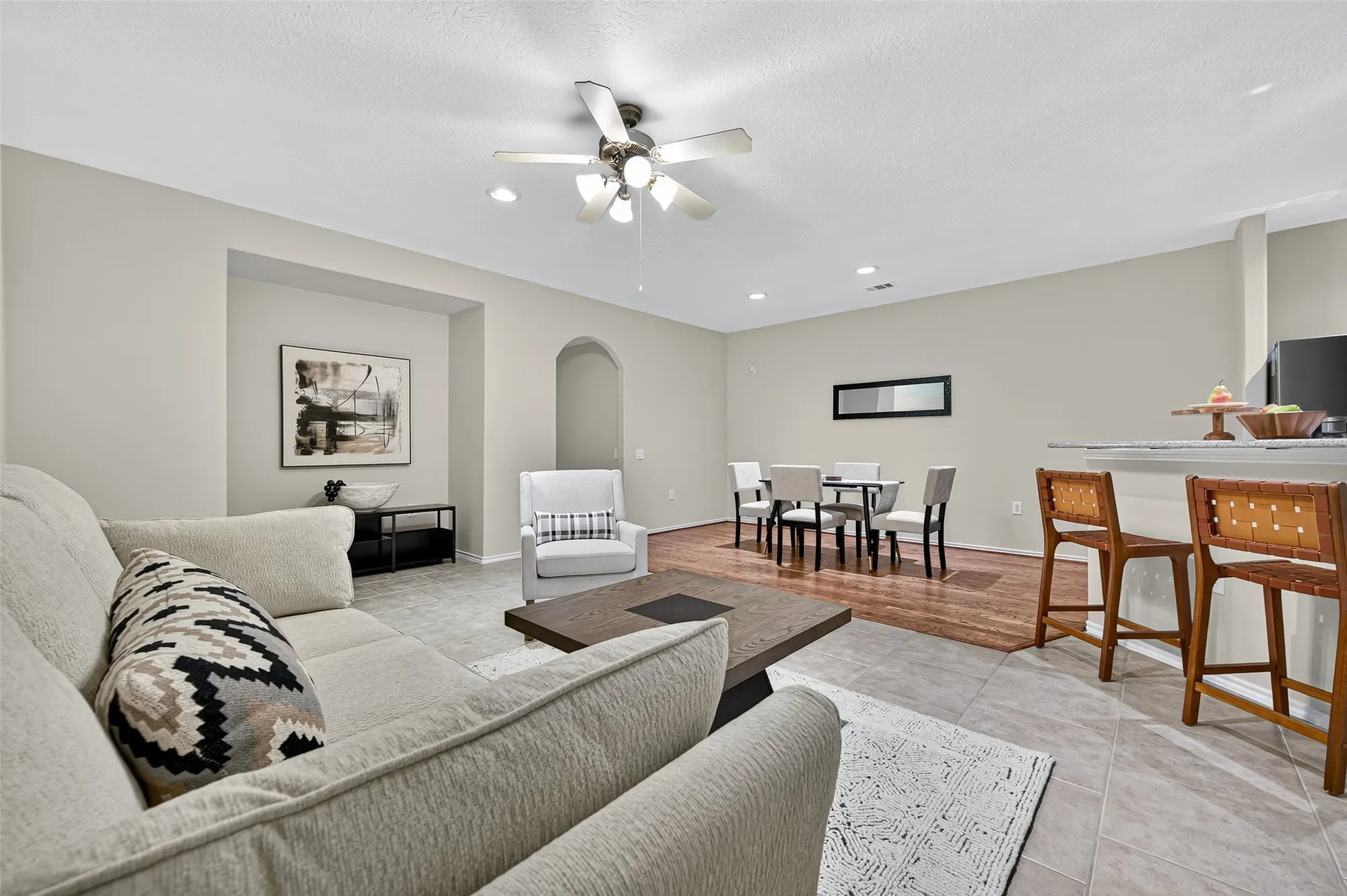 Property Slideshow image 1 of 25 | 5347 greenbrae ln, Katy, TX, 77494