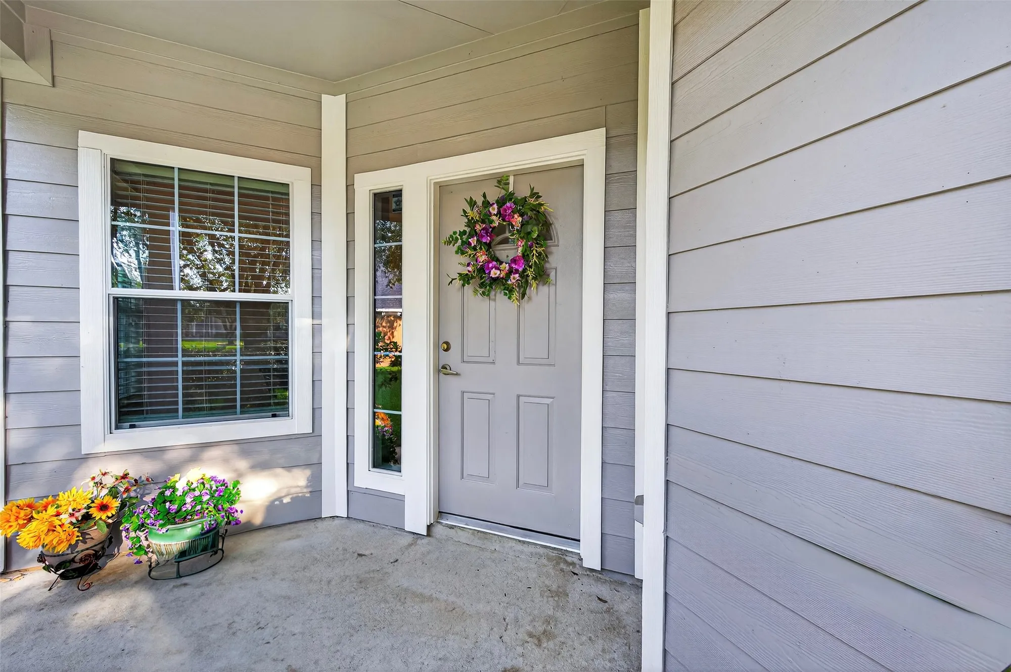 Property Slideshow image 4 of 25 | 5347 greenbrae ln, Katy, TX, 77494