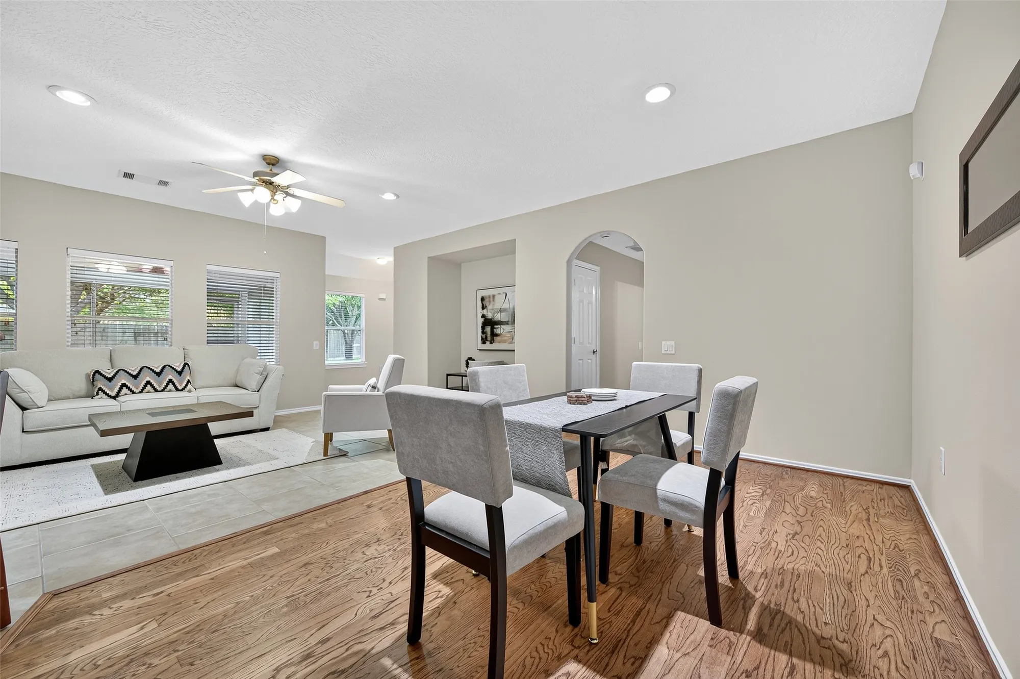 Property Slideshow image 9 of 25 | 5347 greenbrae ln, Katy, TX, 77494