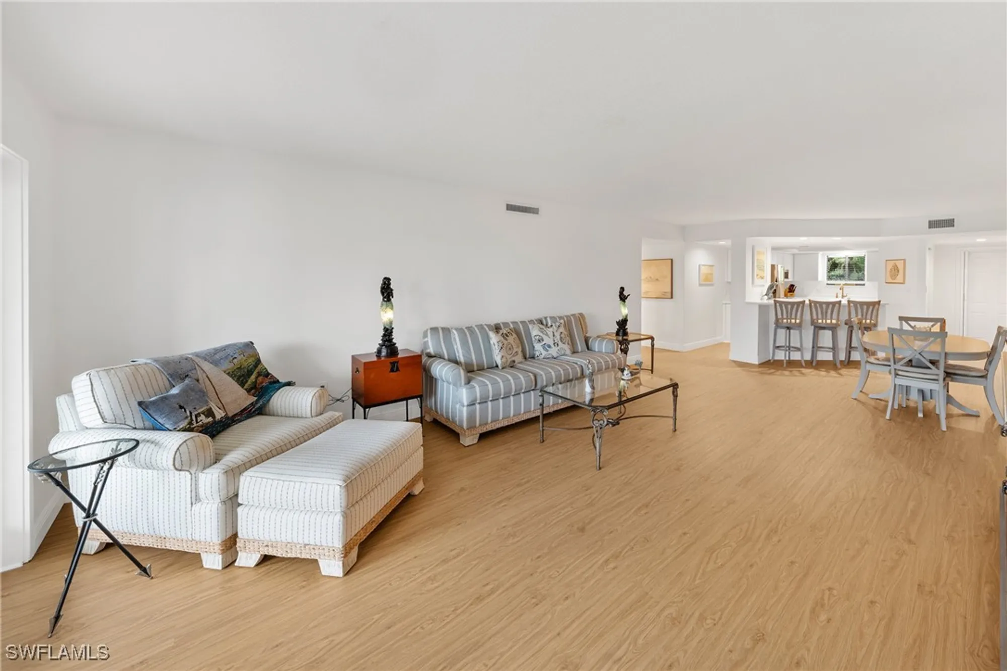 Property Slideshow image 17 of 48 | 801 islamorada blvd apt 22b, Punta Gorda, FL, 33955