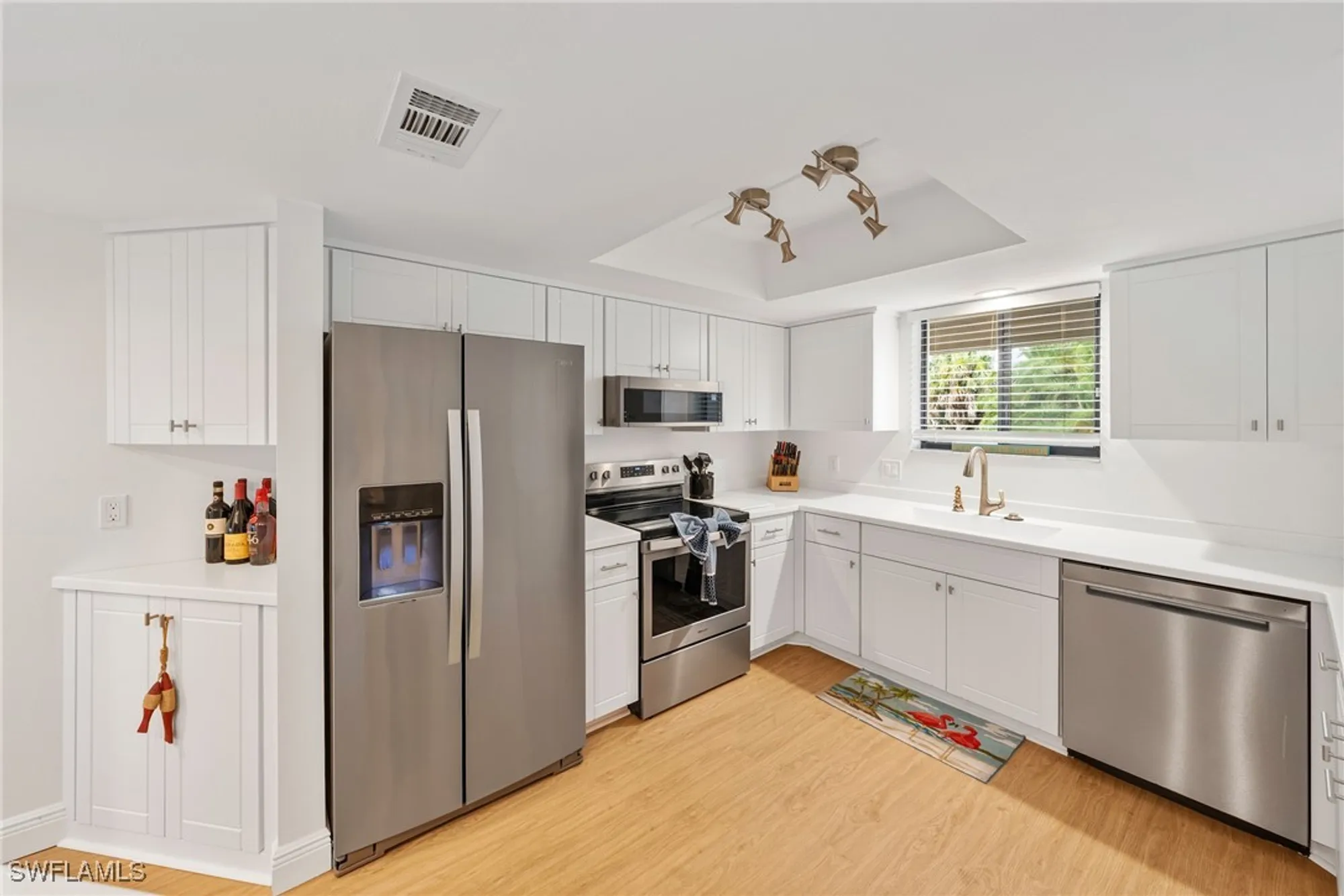 Property Slideshow image 1 of 48 | 801 islamorada blvd apt 22b, Punta Gorda, FL, 33955