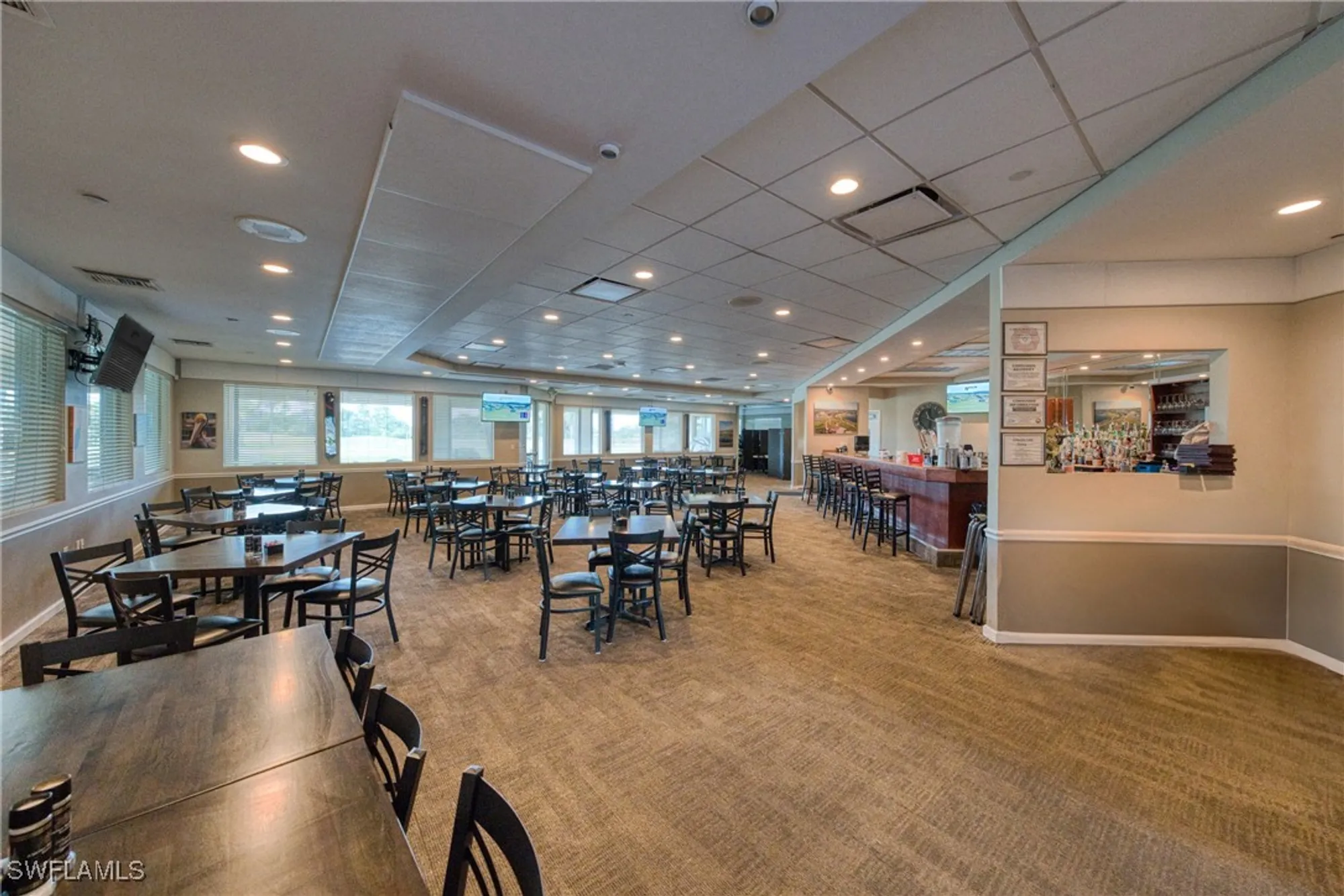 Property Slideshow image 35 of 48 | 801 islamorada blvd apt 22b, Punta Gorda, FL, 33955