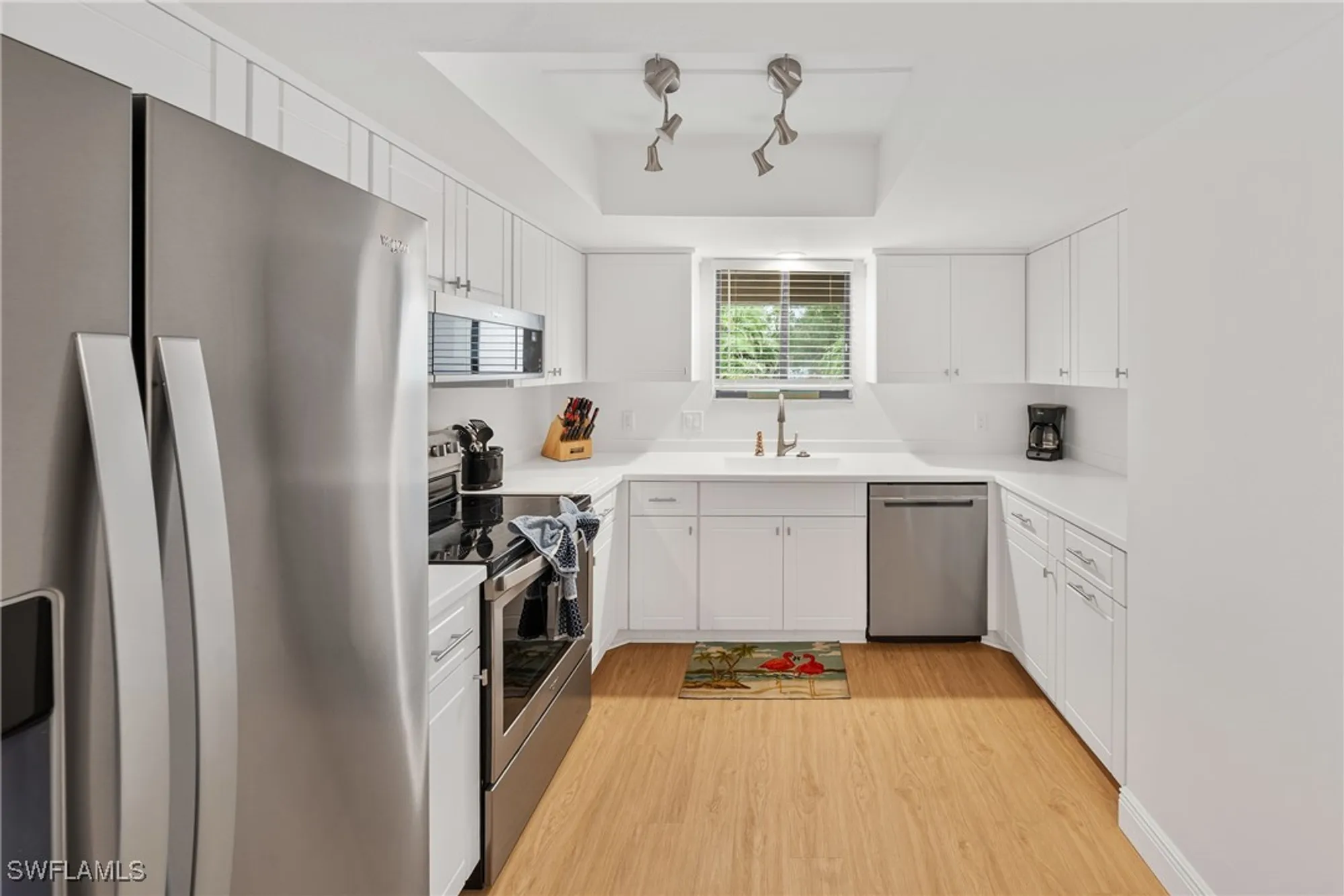 Property Slideshow image 9 of 48 | 801 islamorada blvd apt 22b, Punta Gorda, FL, 33955