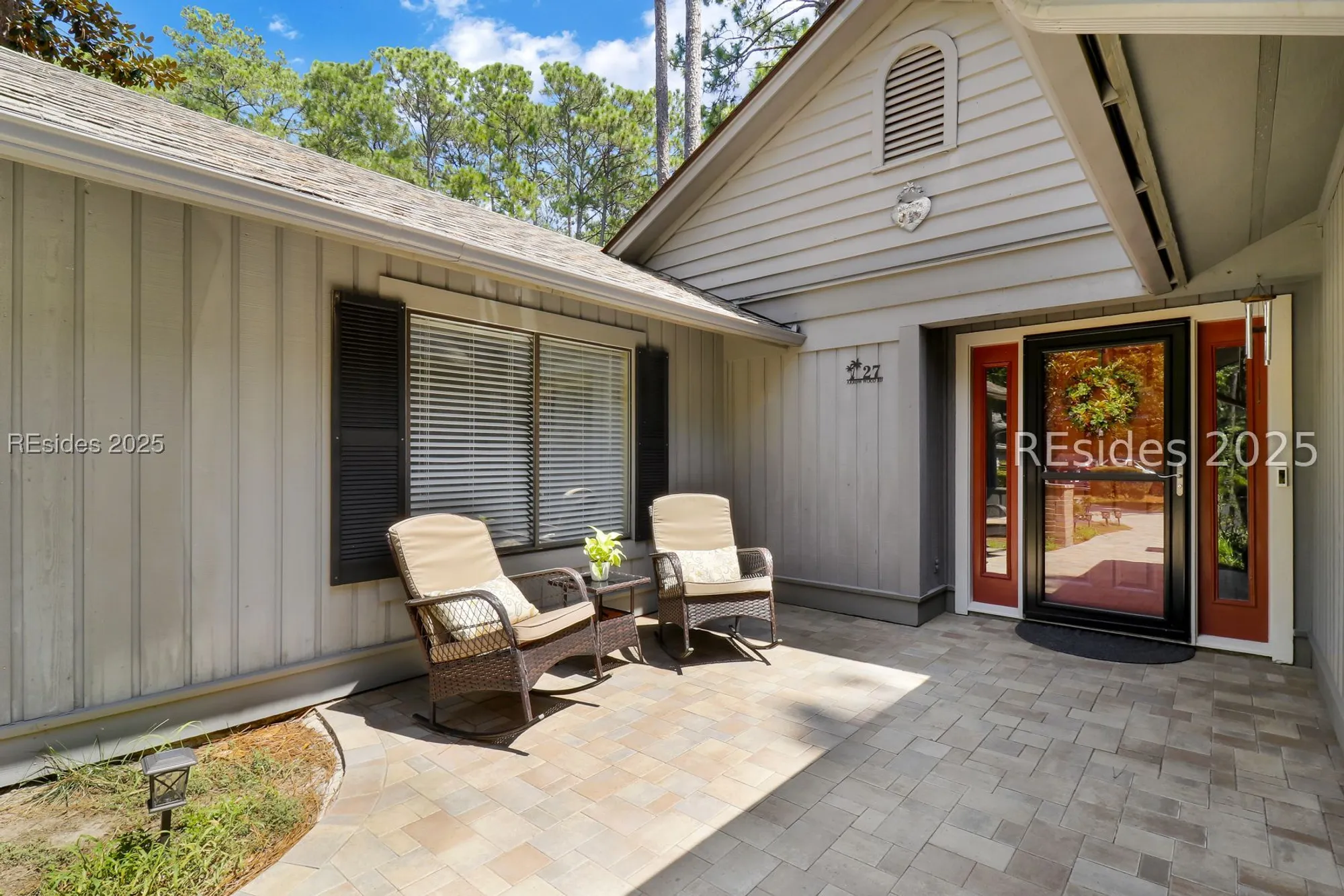 Property Slideshow image 3 of 25 | 27 arrow wood rd, Hilton Head Island, SC, 29926