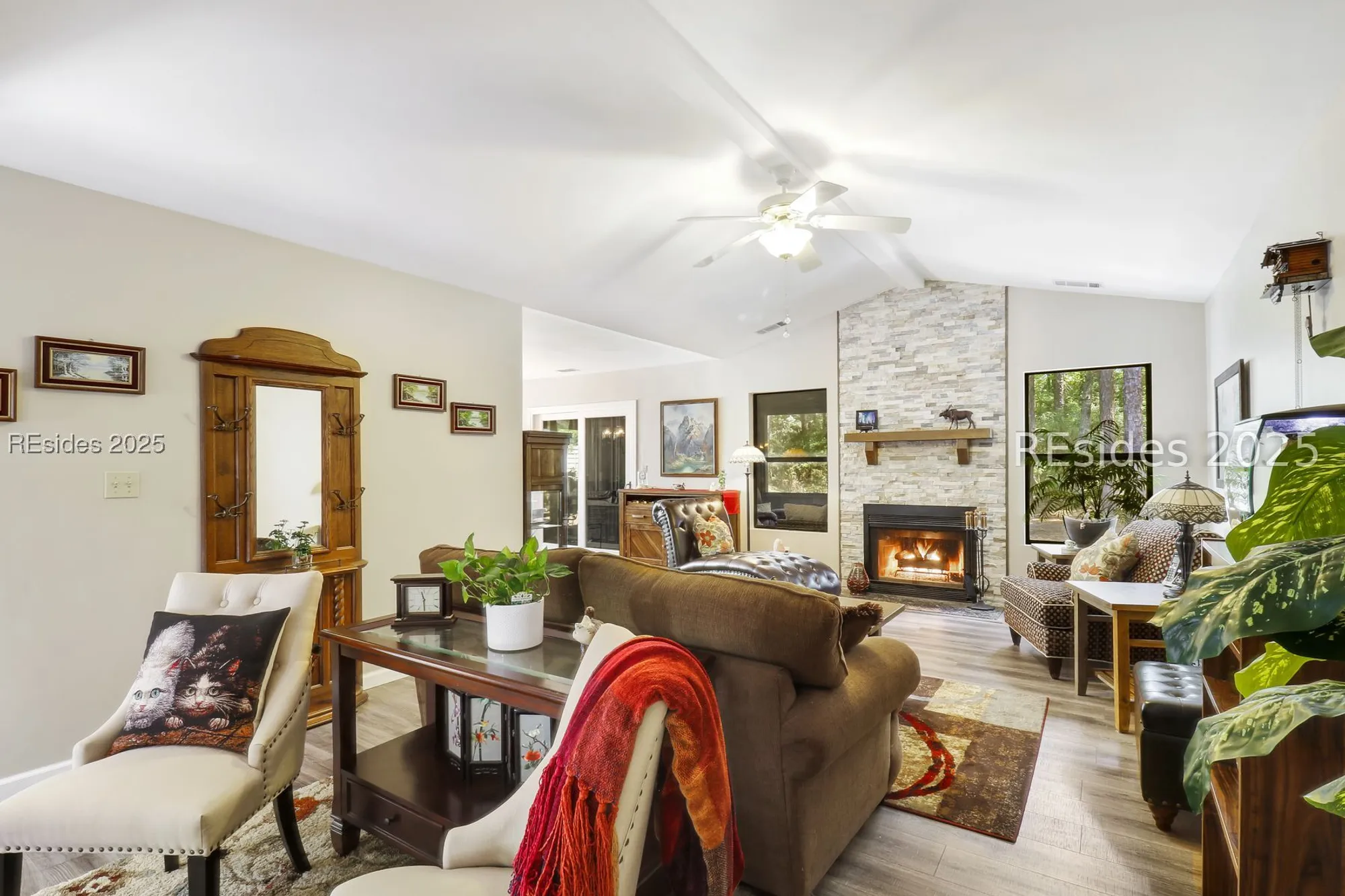 Property Slideshow image 6 of 25 | 27 arrow wood rd, Hilton Head Island, SC, 29926