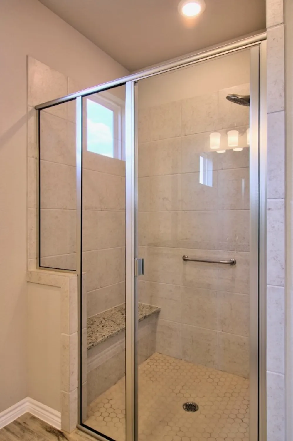 Property Slideshow image 14 of 30 | 404 eagle dr # 101, San Marcos, TX, 78666