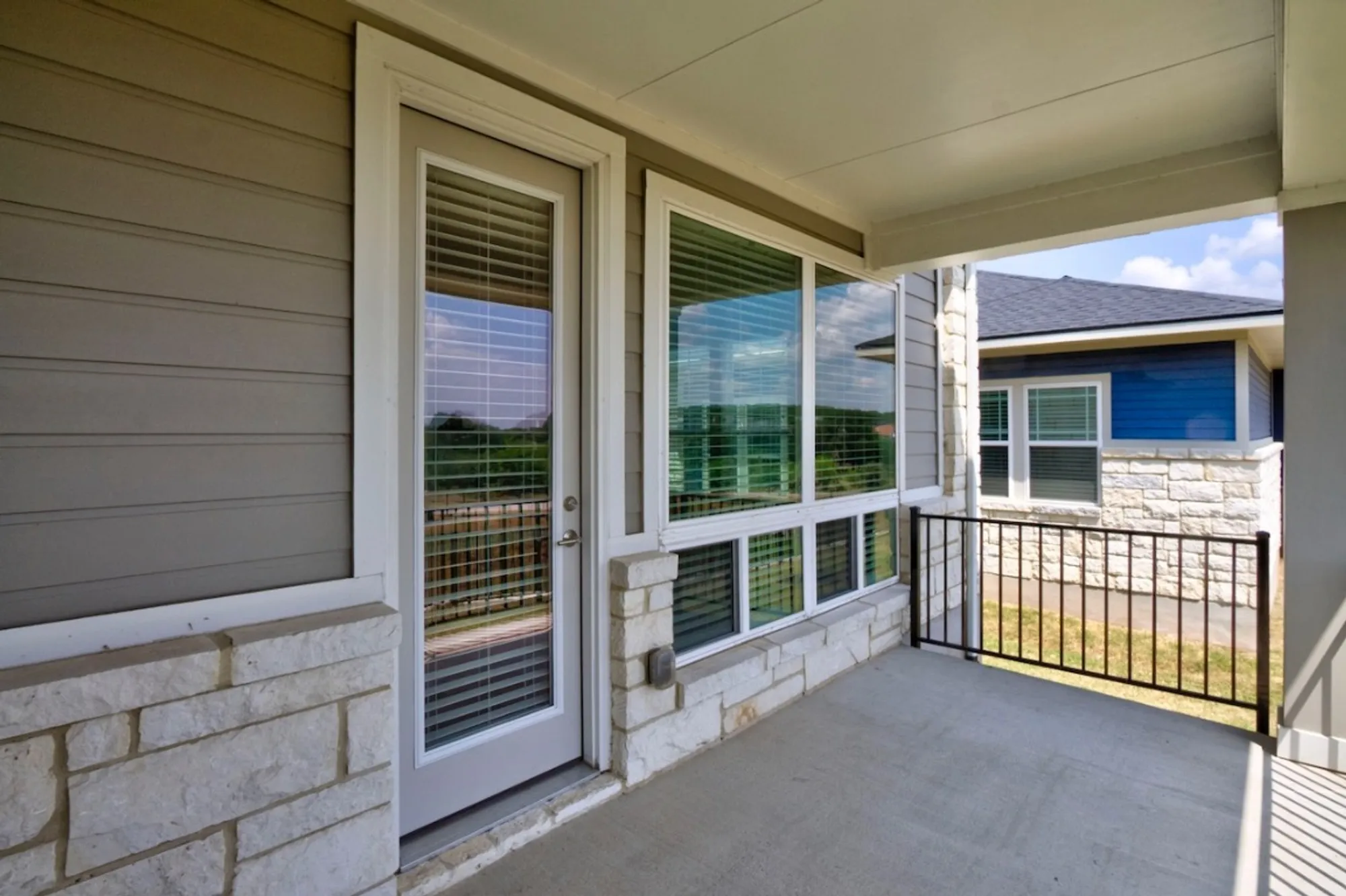 Property Slideshow image 20 of 30 | 404 eagle dr # 101, San Marcos, TX, 78666