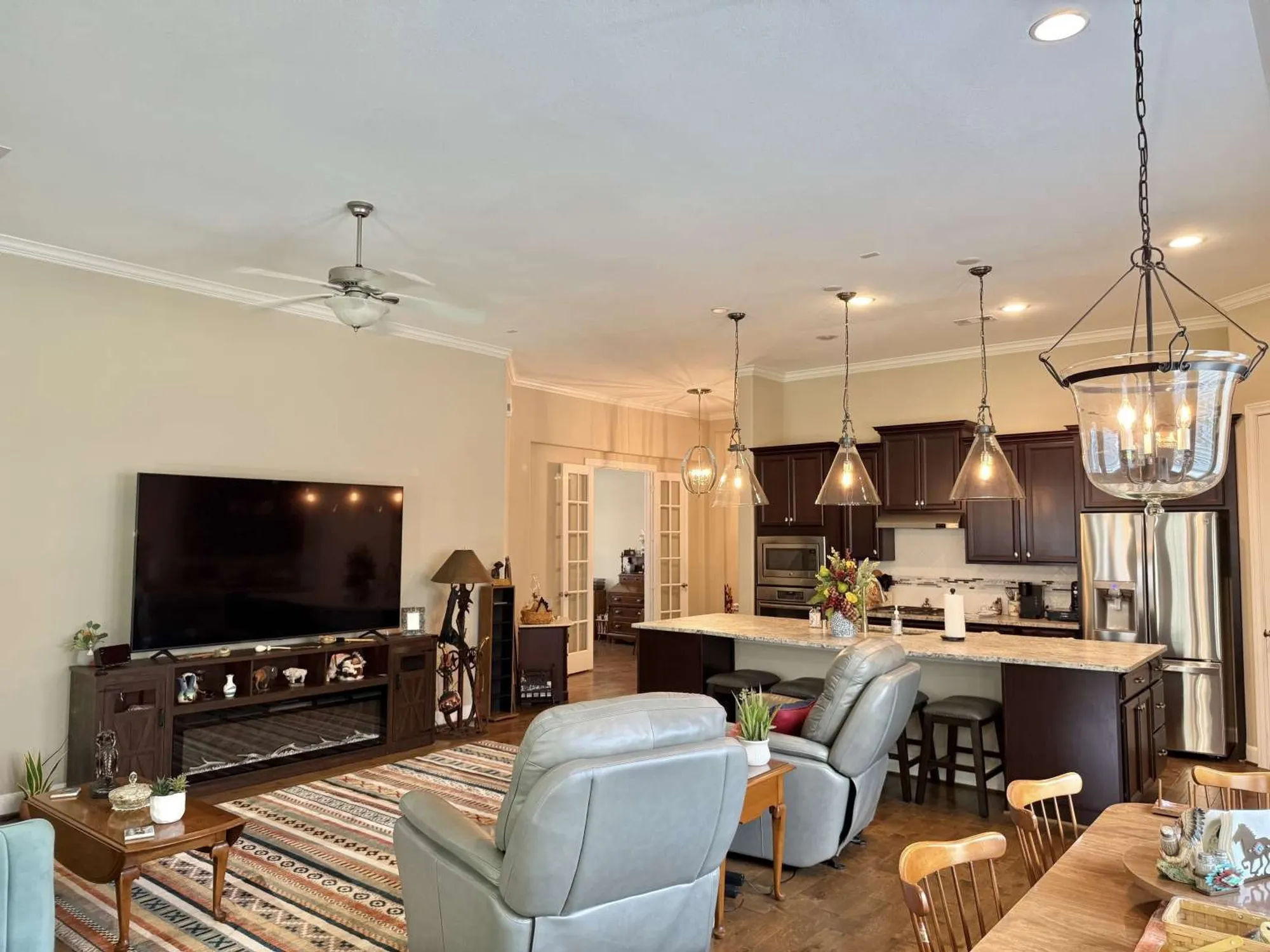 Property Slideshow image 12 of 38 | 118 bellardia ct, Montgomery, TX, 77316