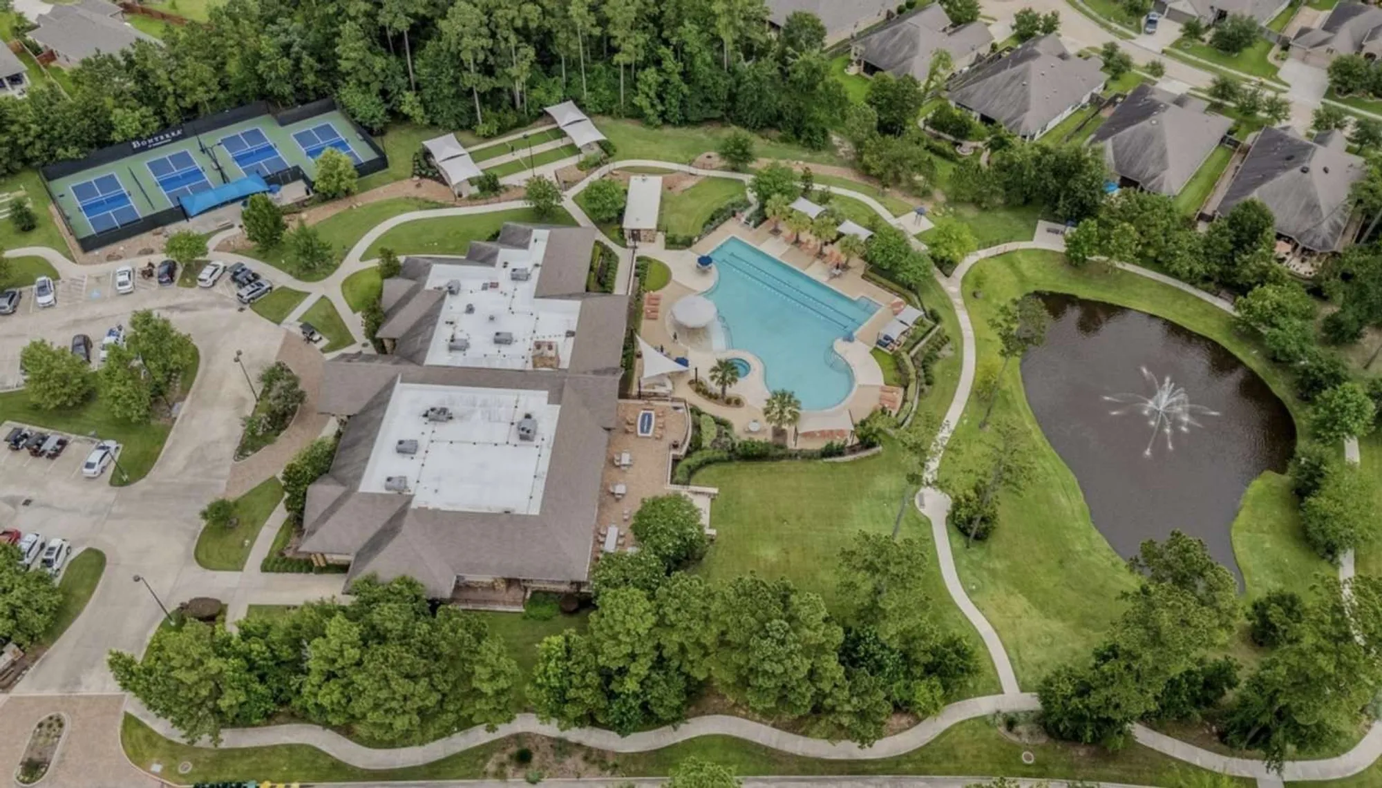 Property Slideshow image 33 of 38 | 118 bellardia ct, Montgomery, TX, 77316