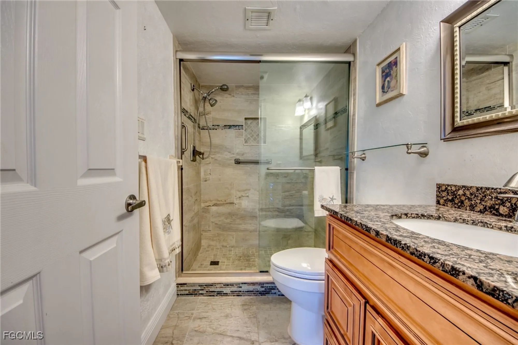 Property Slideshow image 19 of 29 | 4260 se 20th pl 404, Cape Coral, FL, 33904