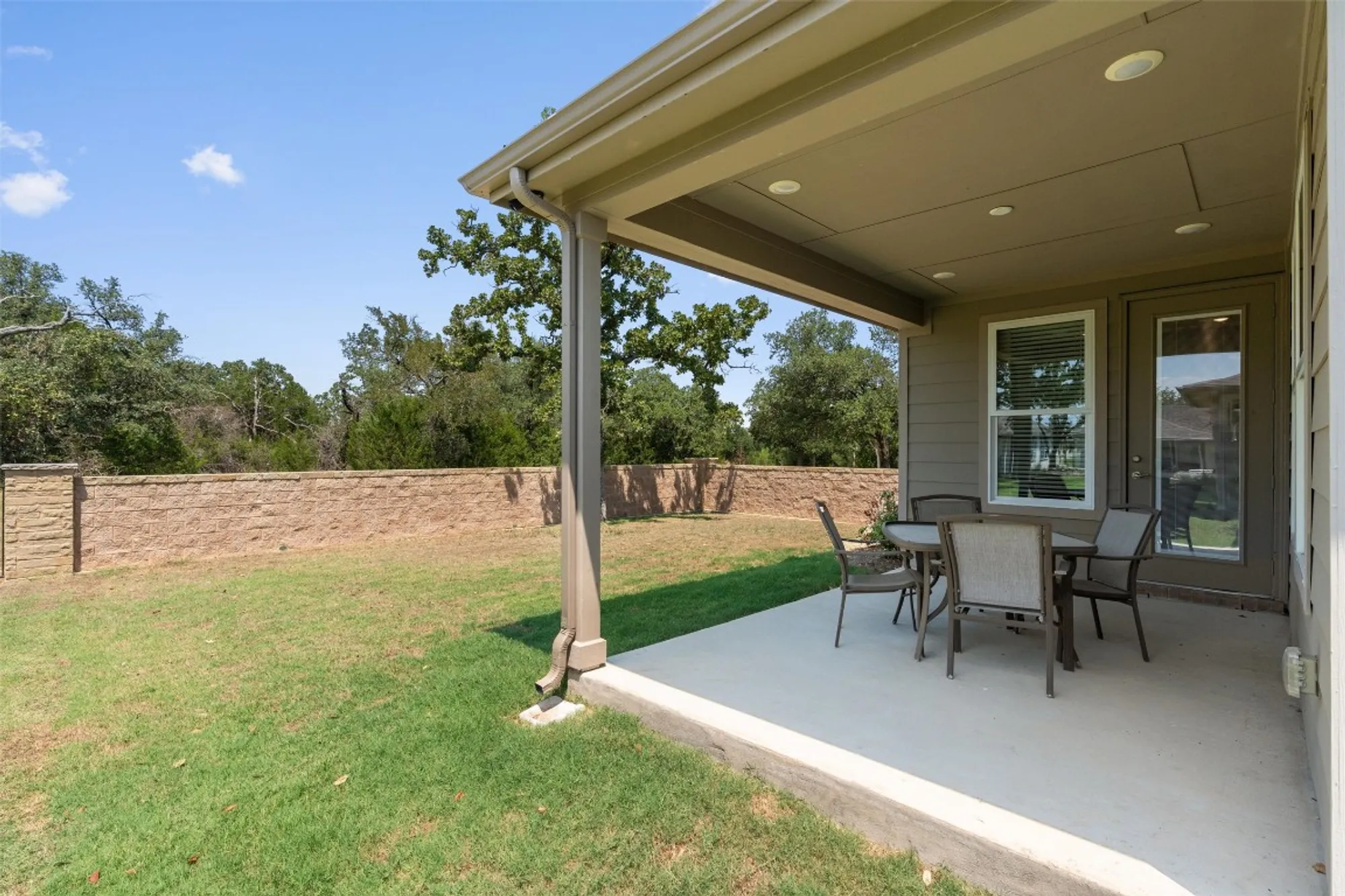 Property Slideshow image 27 of 29 | 502 saratoga ln, Georgetown, TX, 78633