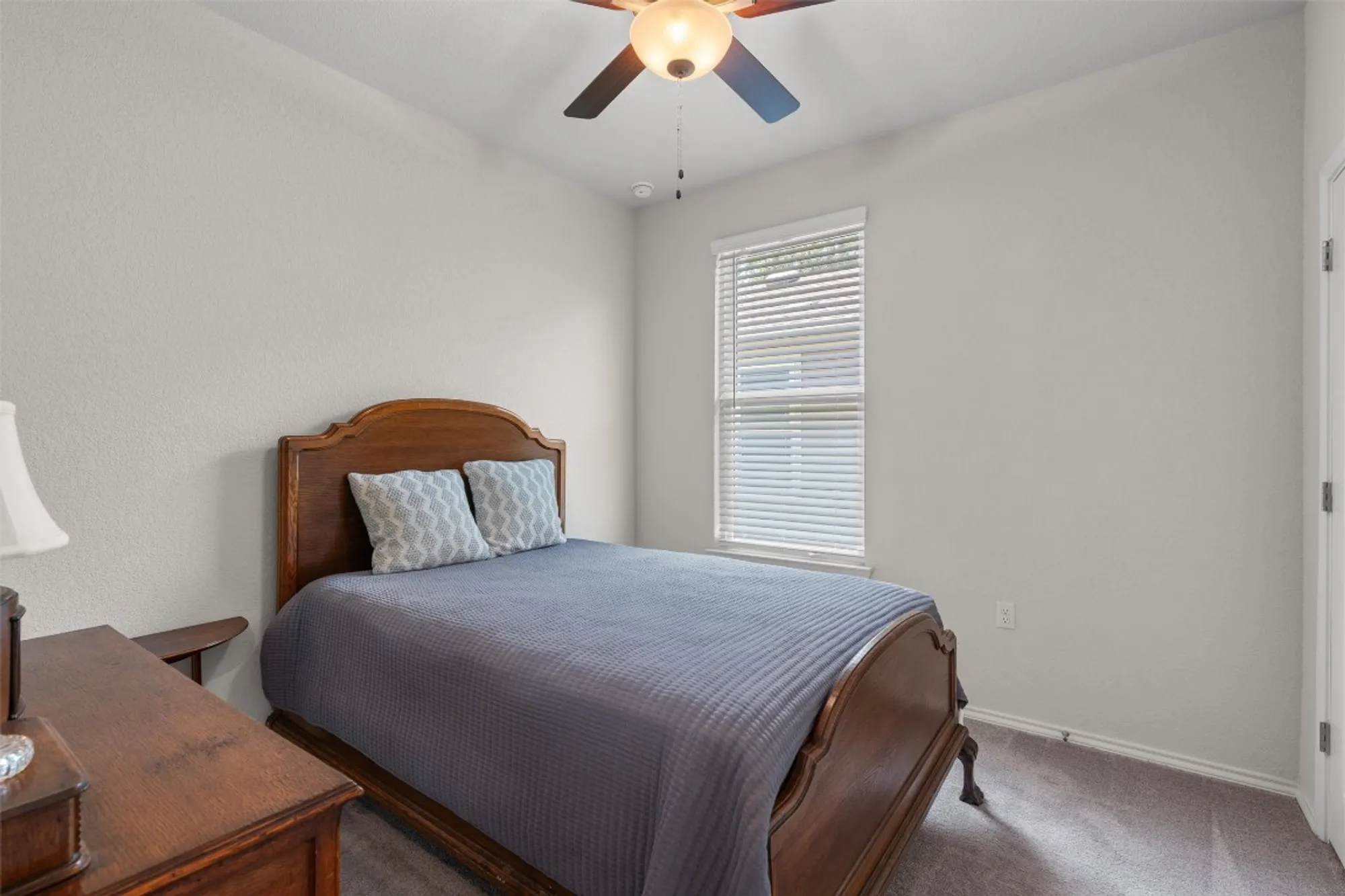 Property Slideshow image 22 of 29 | 502 saratoga ln, Georgetown, TX, 78633