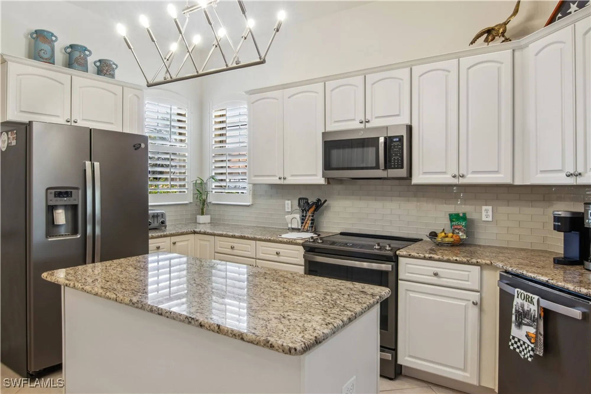 Property Slideshow image 10 of 32 | 8563 chase preserve dr, Naples, FL, 34113