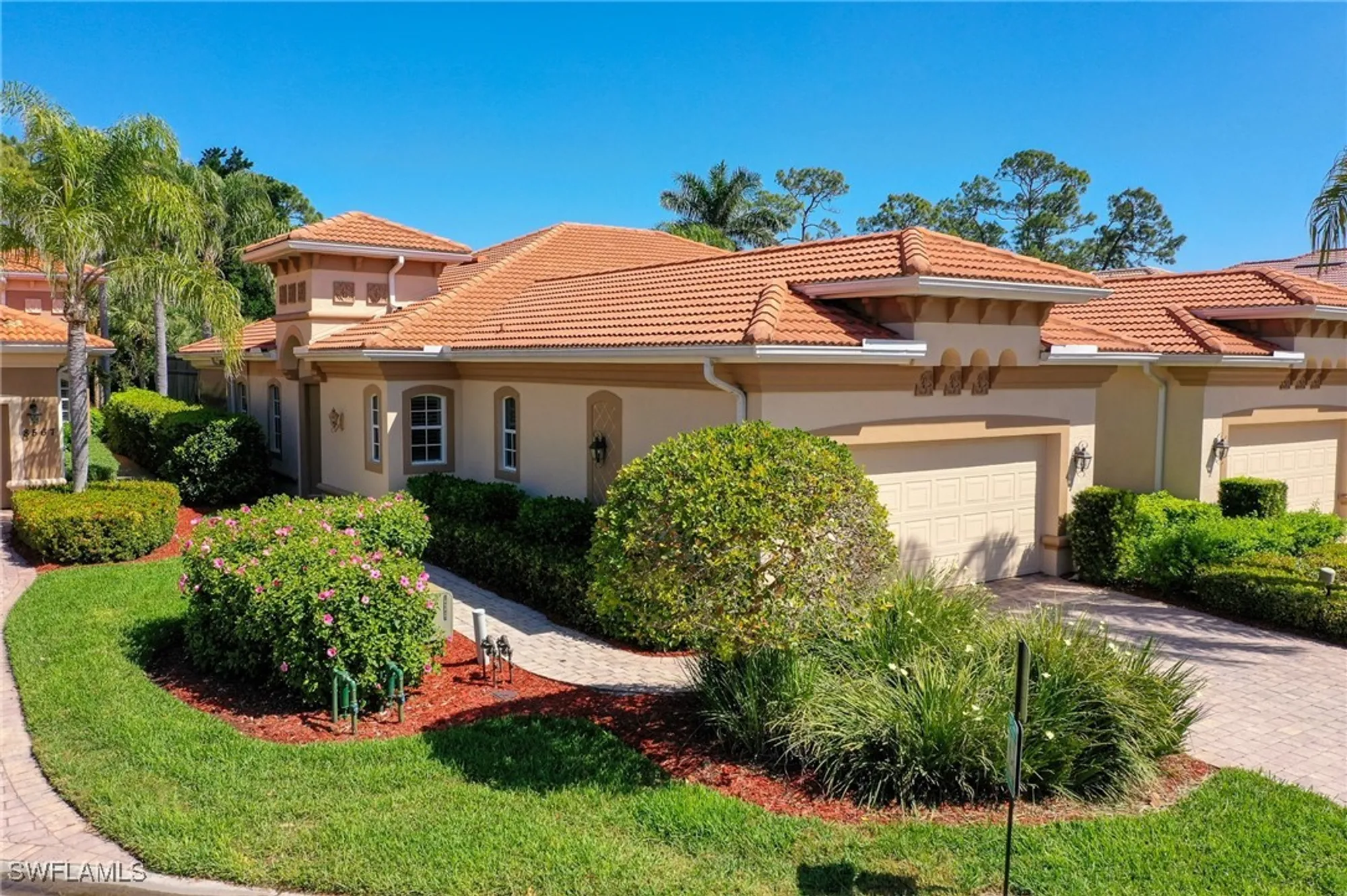 Property Slideshow image 3 of 32 | 8563 chase preserve dr, Naples, FL, 34113