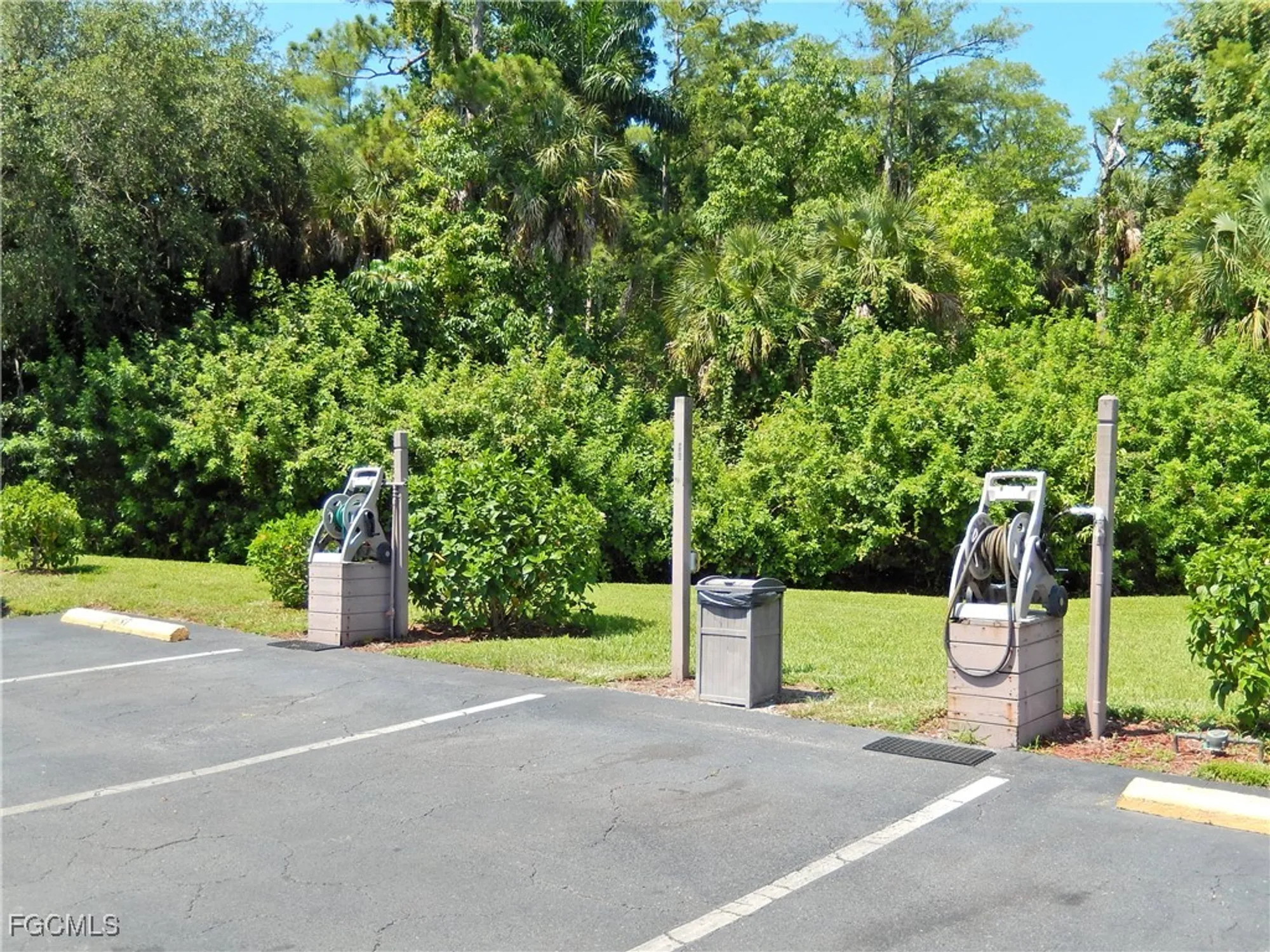 Property Slideshow image 42 of 46 | 9620 villa dr 4, Fort Myers, FL, 33905